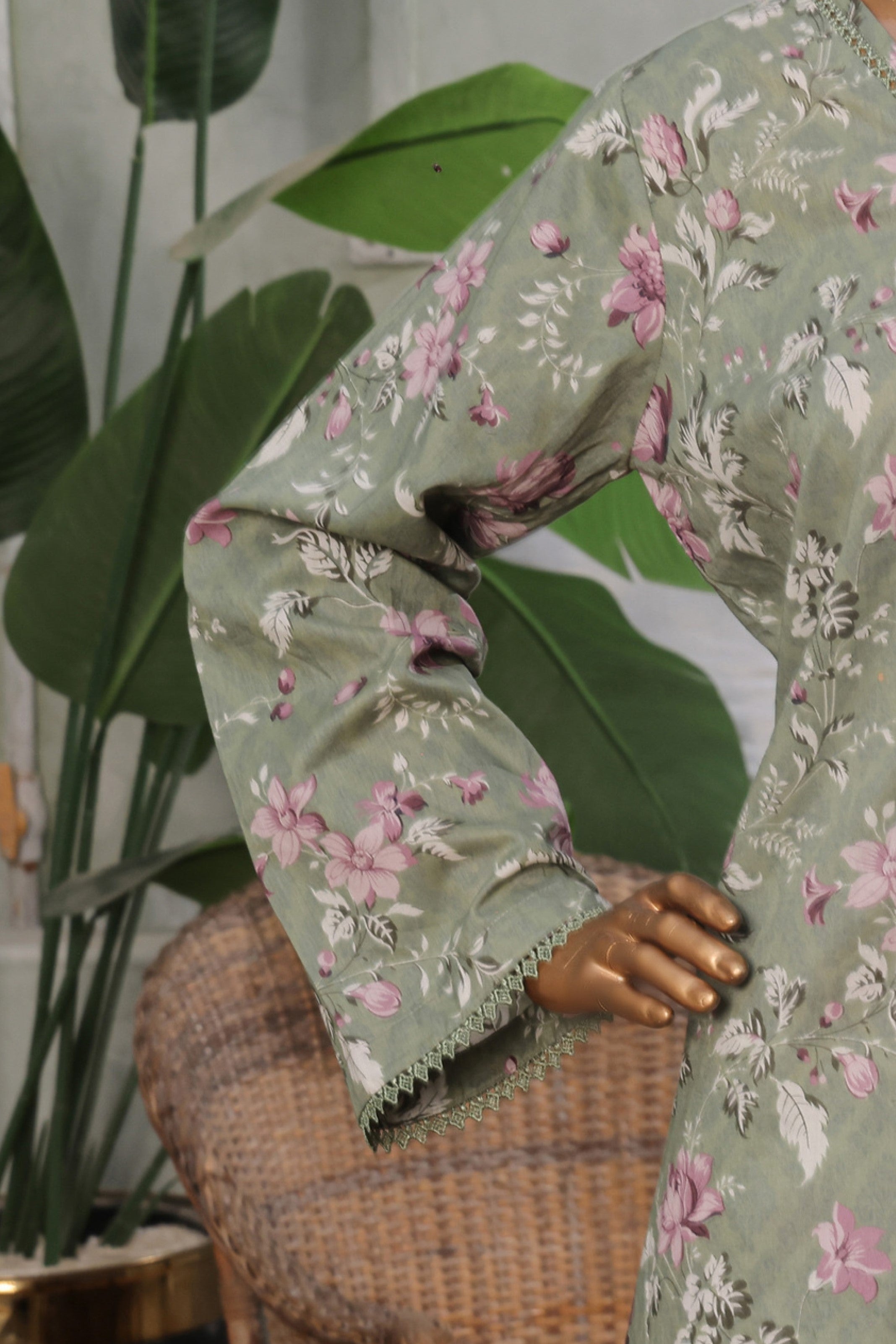 Bin Saeed Lawn 3 Piece Suit BIN210