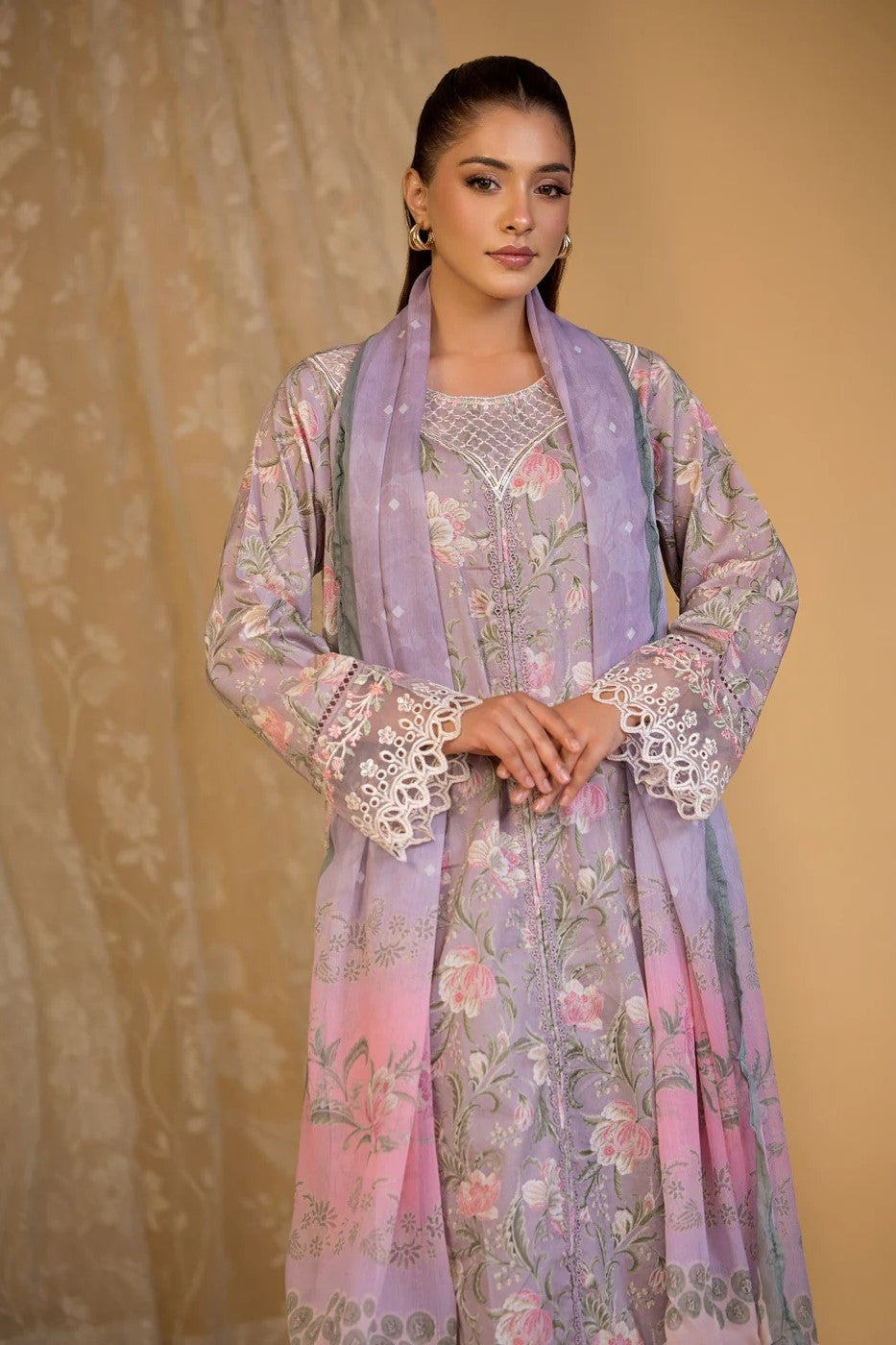 Bin Tayyab Embroidered Lawn 3 Piece Suit BIT04