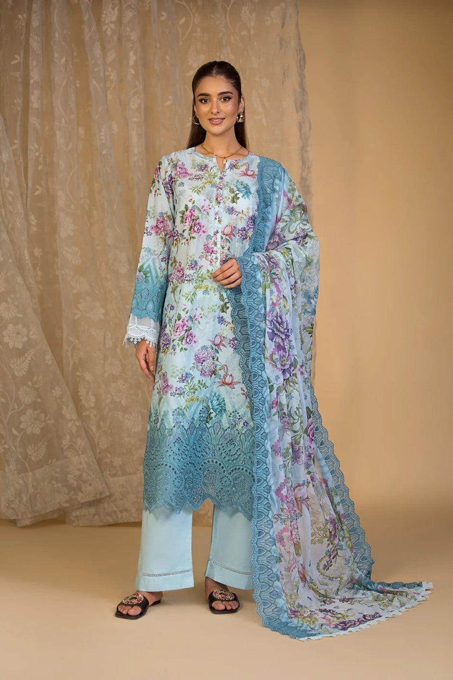 Bin Tayyab Embroidered Lawn 3 Piece Suit BIT02