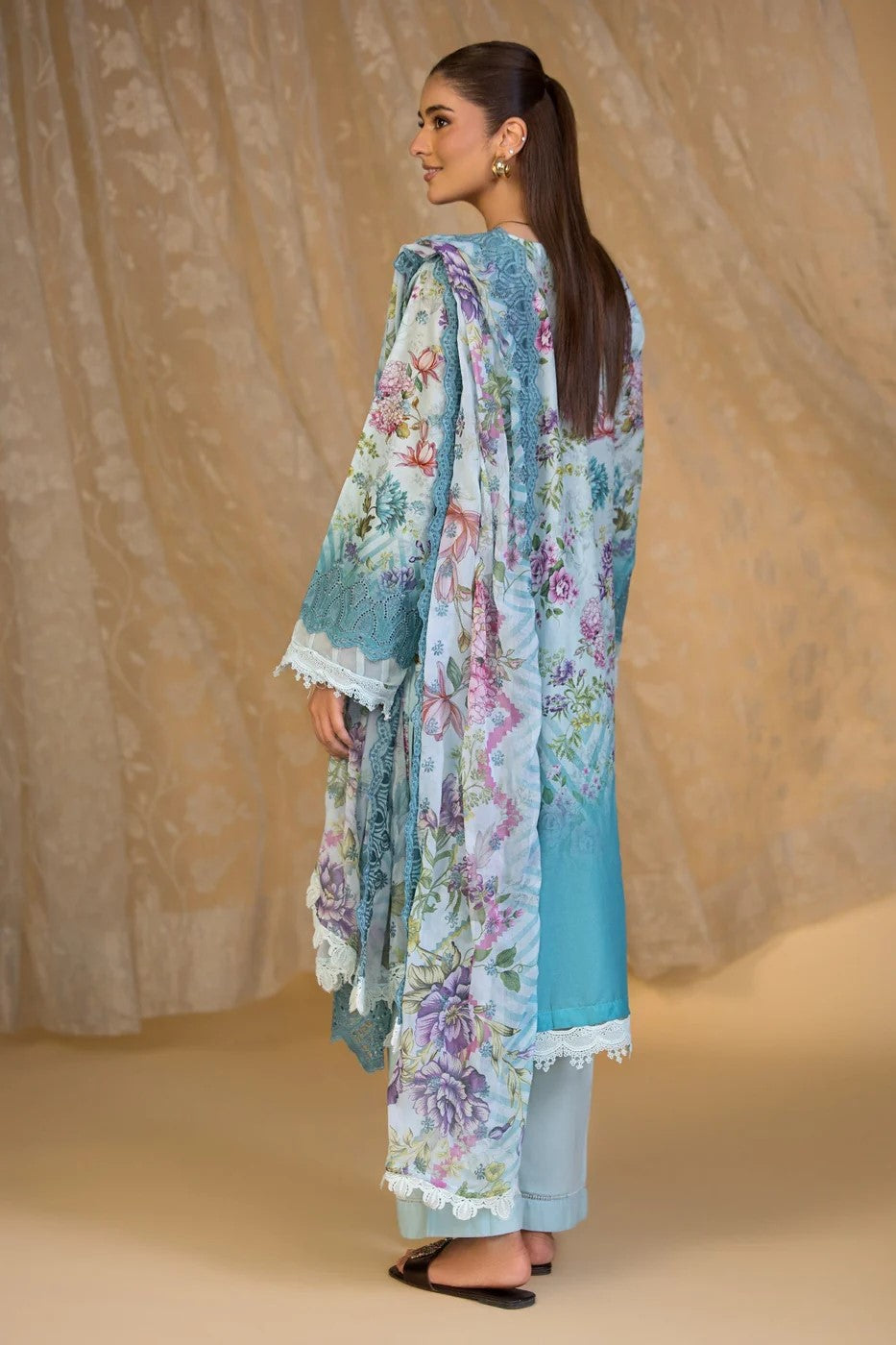 Bin Tayyab Embroidered Lawn 3 Piece Suit BIT02