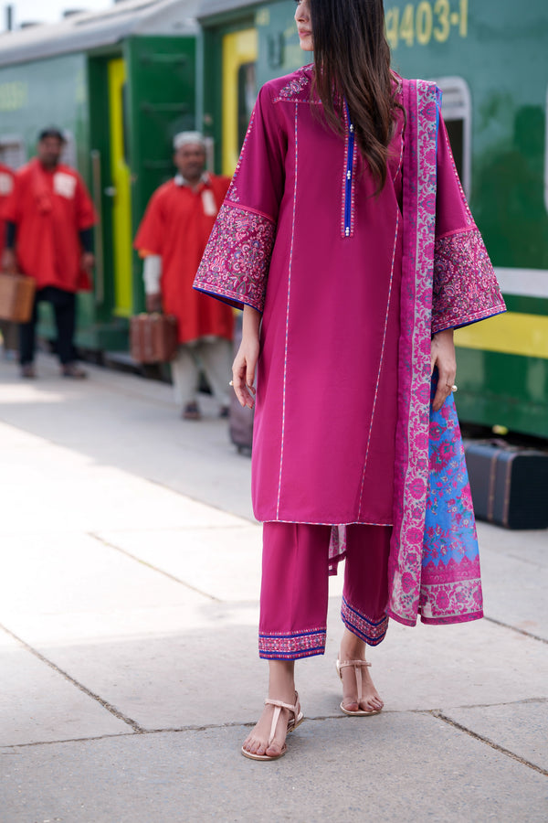Casual Lite Festive Suit Roisin Bloom CAS33