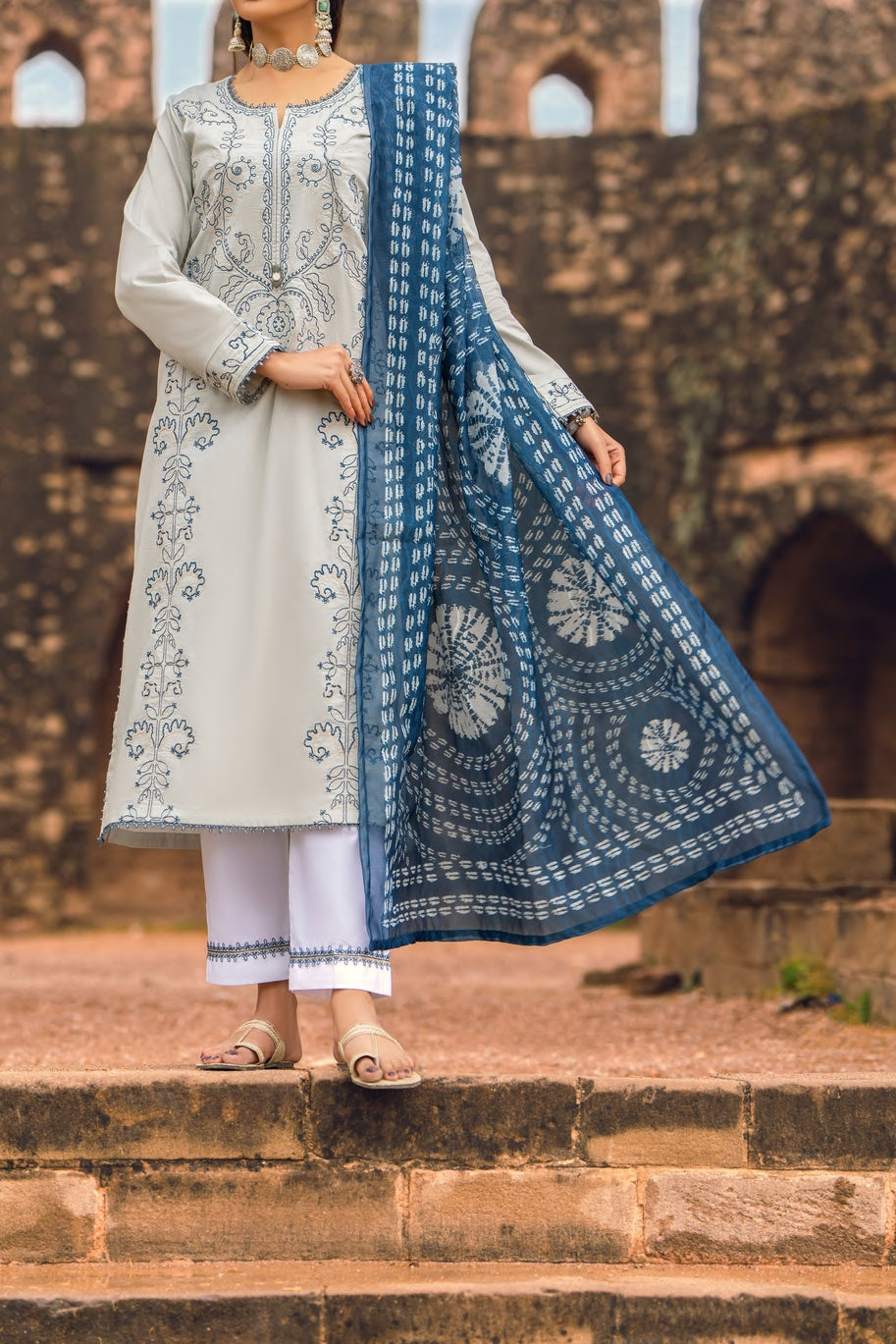 Casual Lite Embroidered Cotton 3 Piece Suit CAS07