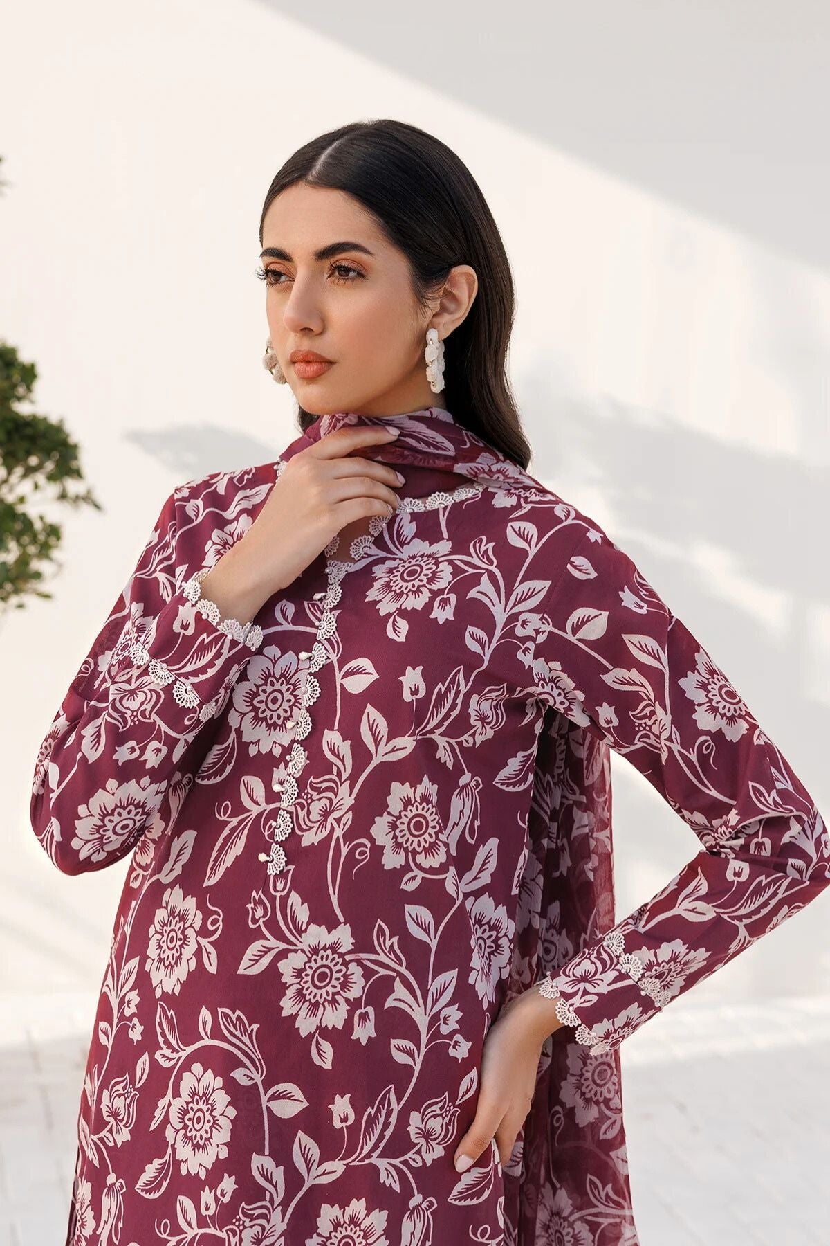 Farasha Lawn Imperial Bloom Dove 3 Piece Suit FAR03