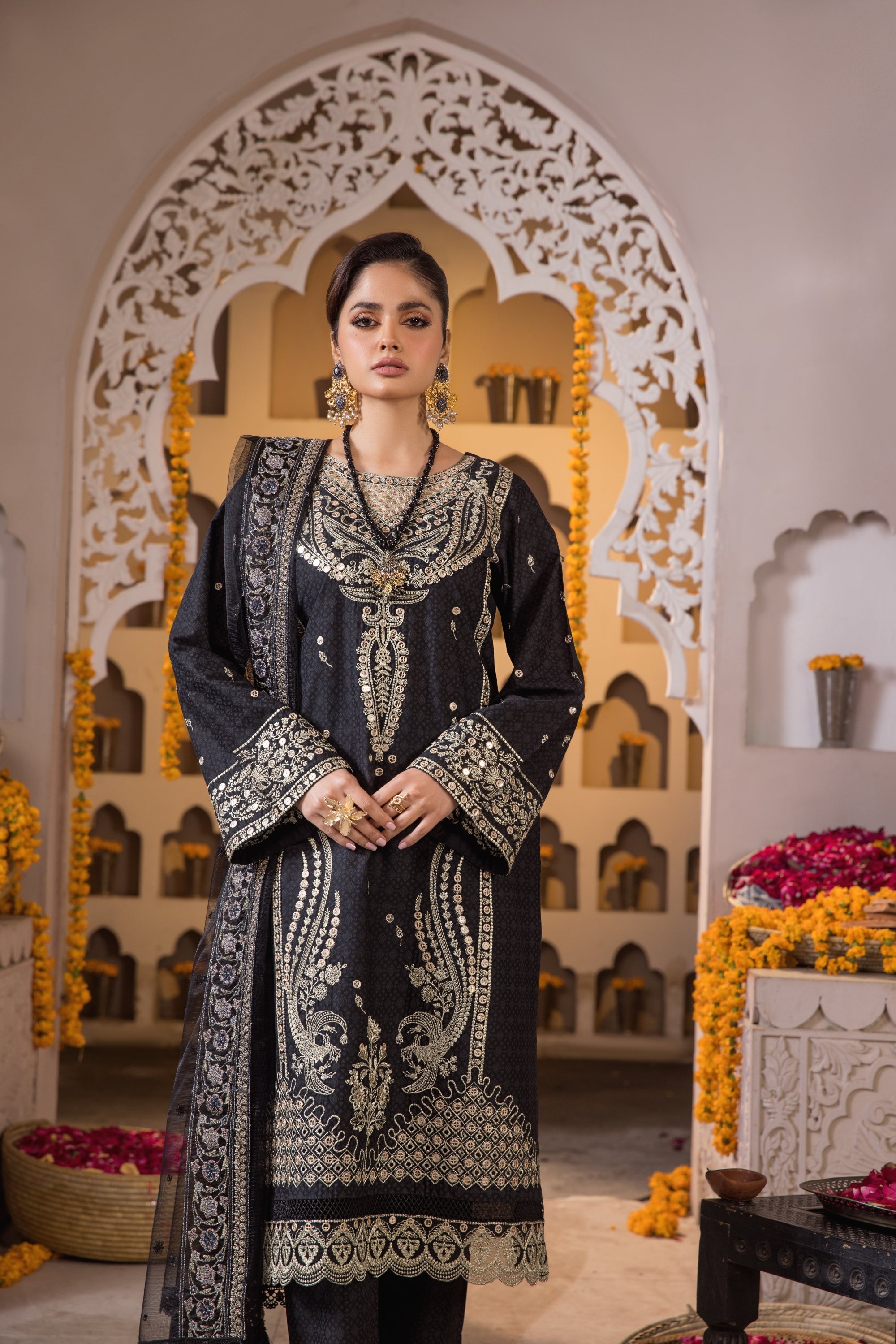Heeras Embroidered Cambric 3 Piece Suit HEE17