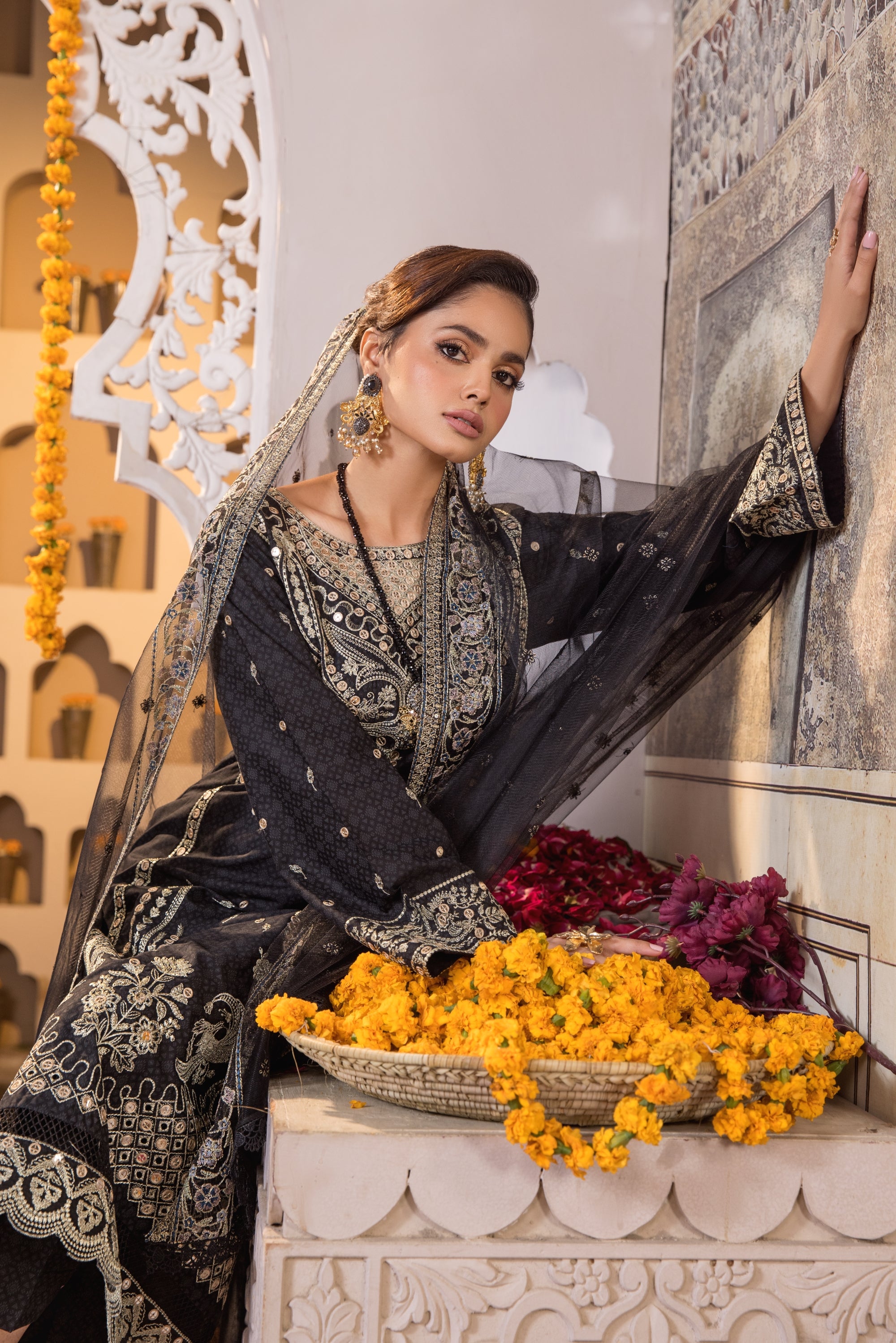 Heeras Embroidered Cambric 3 Piece Suit HEE17