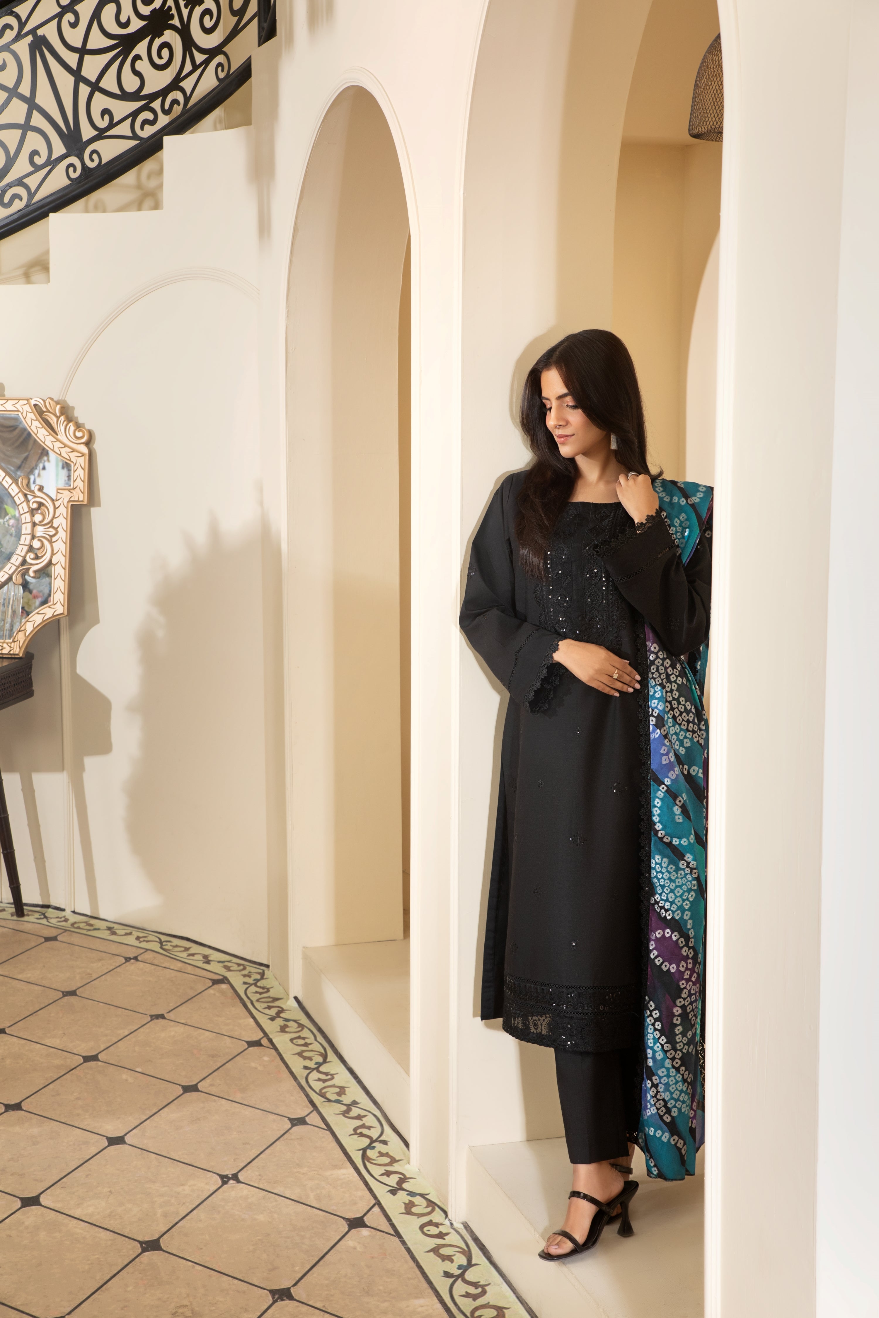 Heeras Embroidered Cambric 3 Piece Suit HEE38