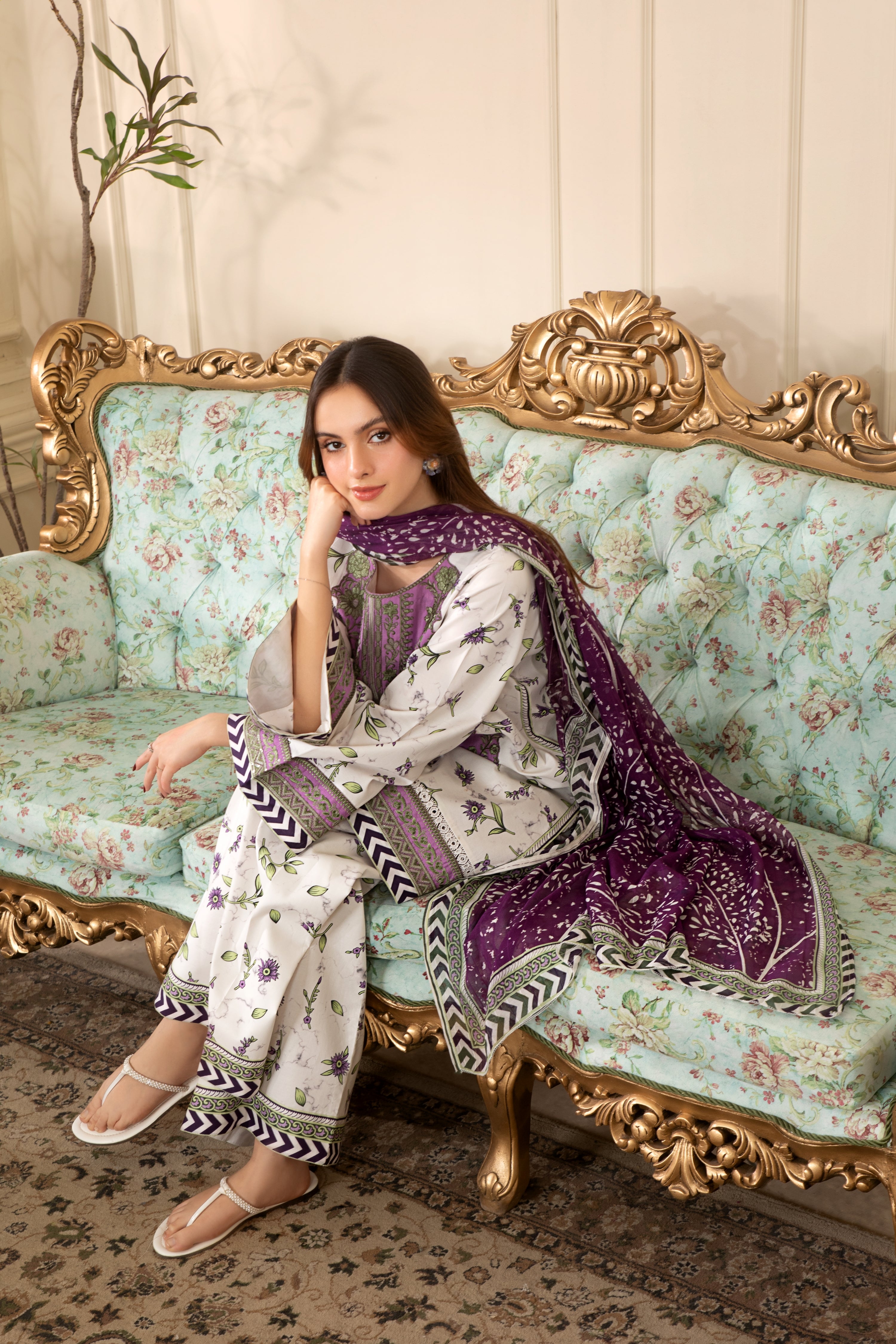 Heeras Embroidered Cambric 3 Piece Suit HEE28