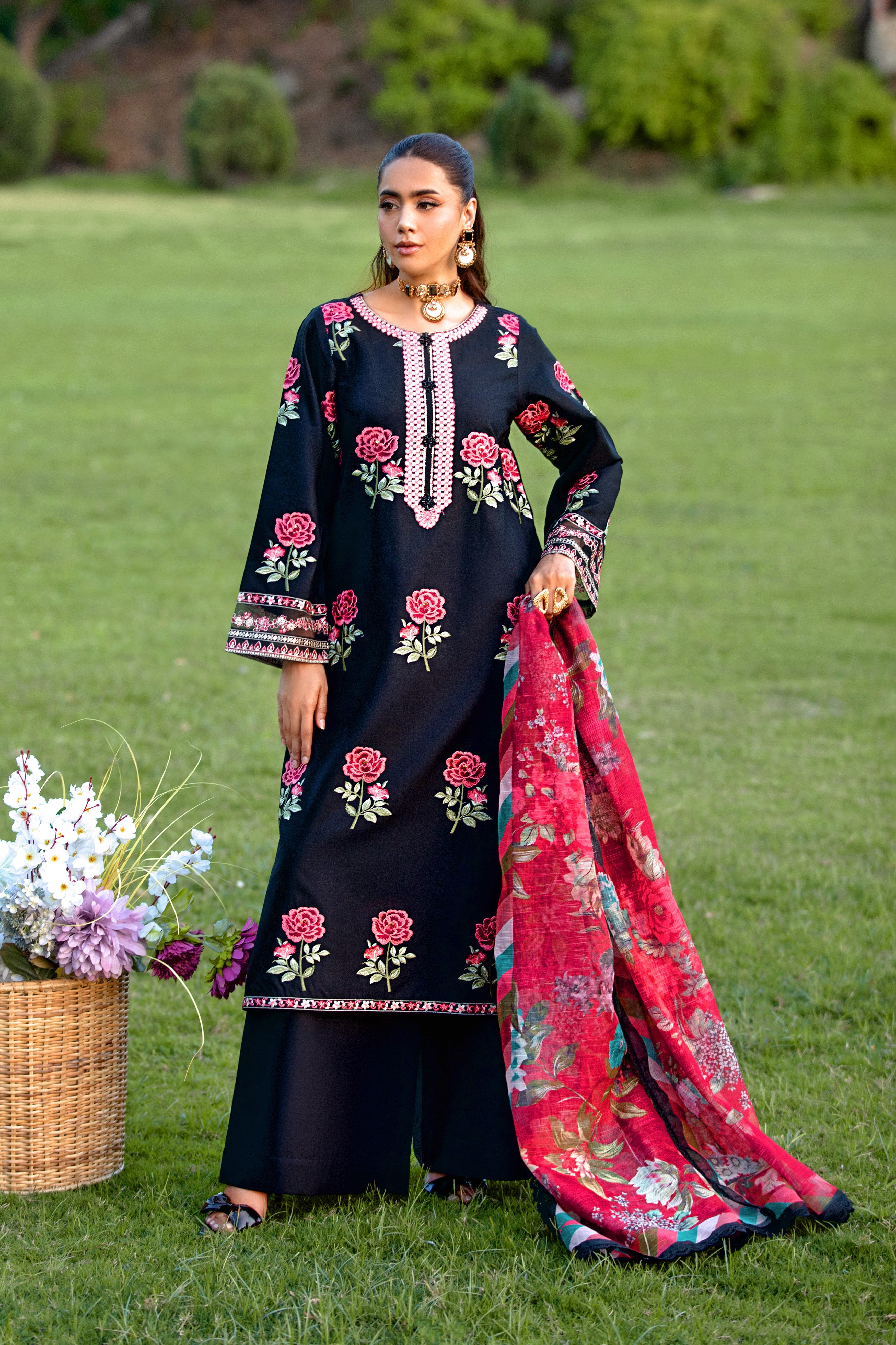 Heeras Embroidered Cambric 3 Piece Suit HEE32