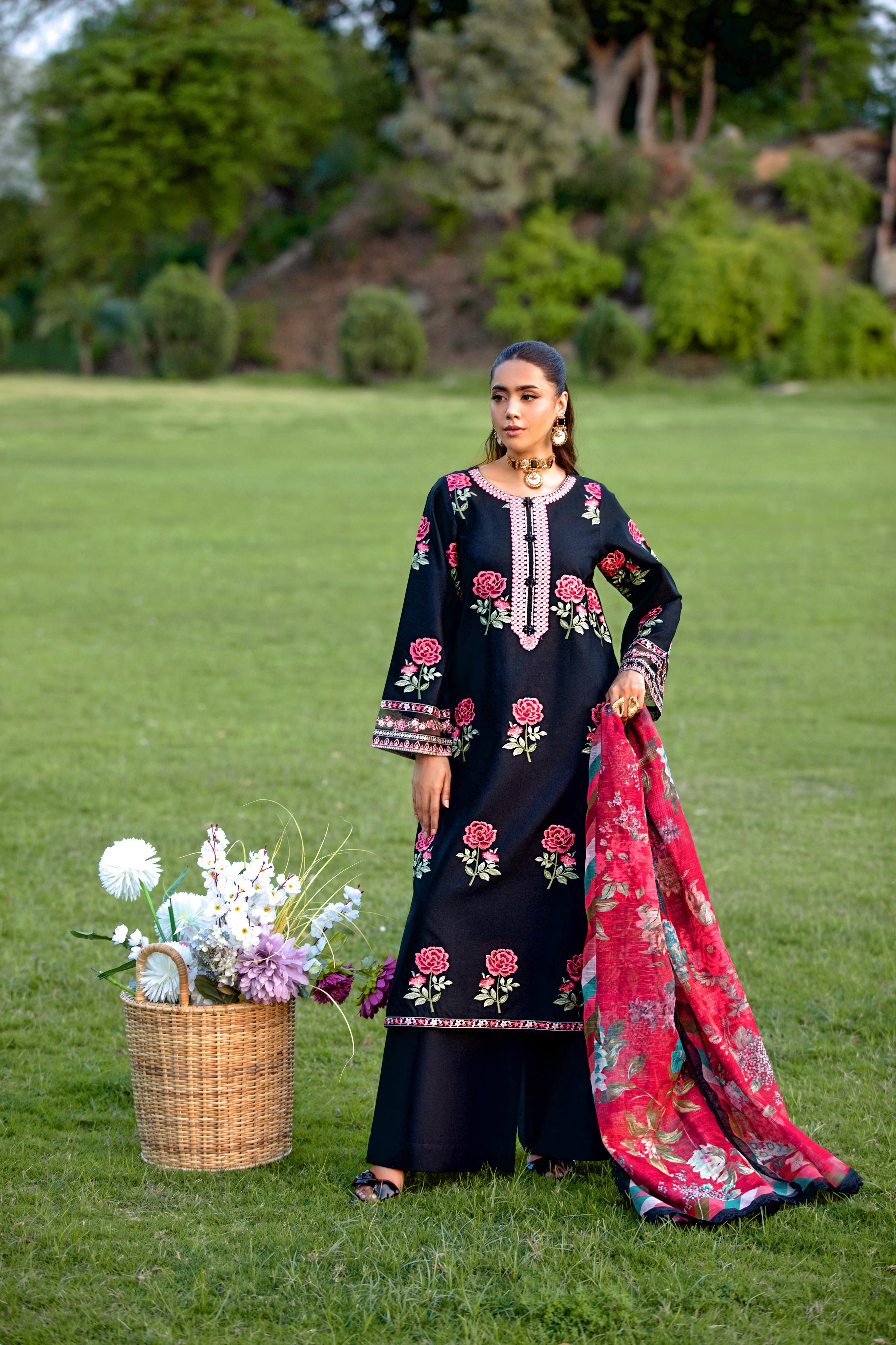 Heeras Embroidered Cambric 3 Piece Suit HEE32