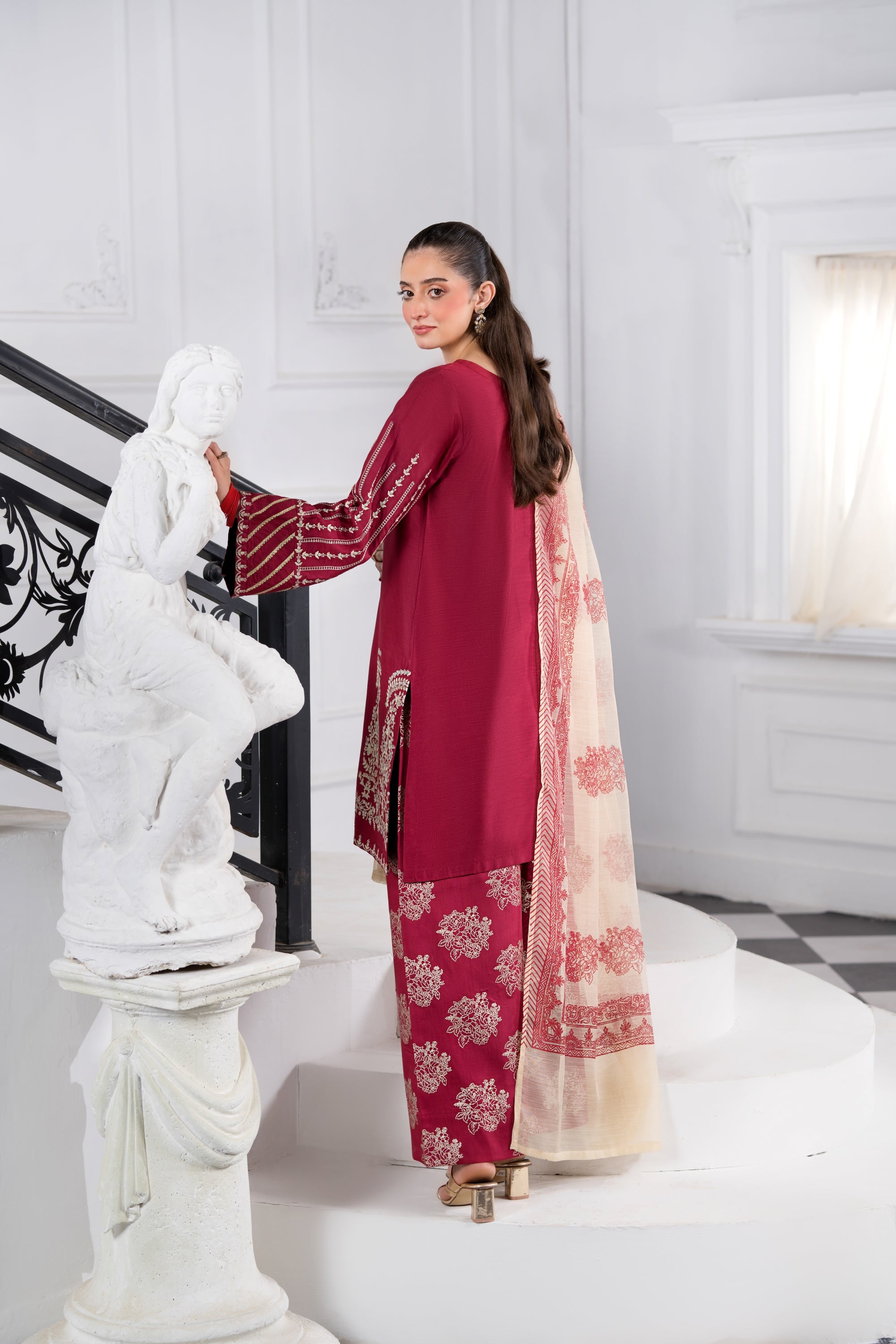 Heeras Embroidered Viscose 3 Piece Suit HEE43