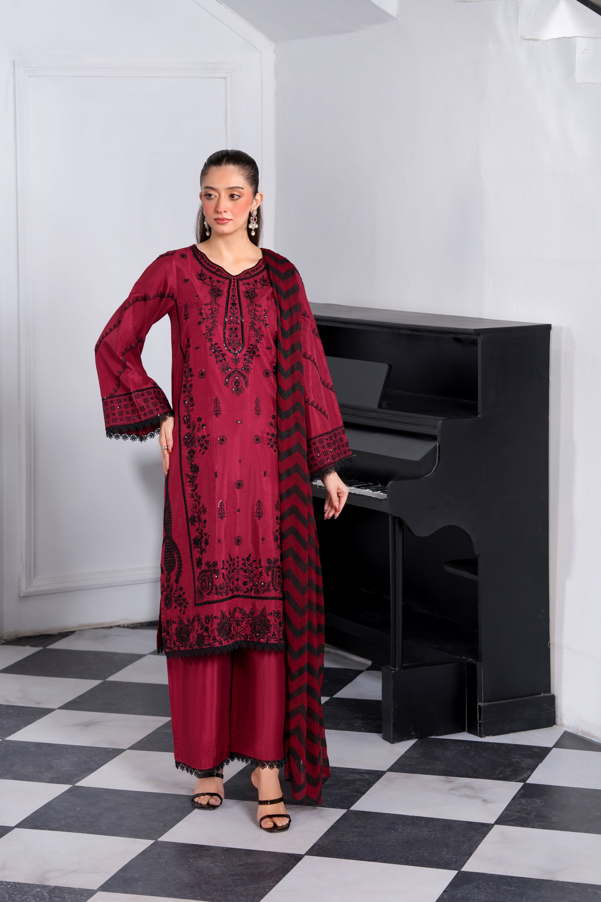 Heeras Embroidered Viscose 3 Piece Suit HEE46