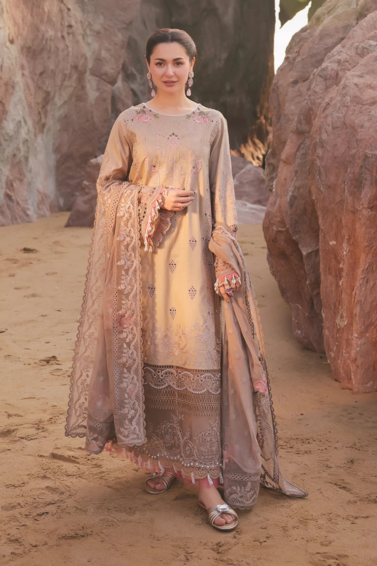 Imrozia Hania Luxury Lawn Alyana IMR230