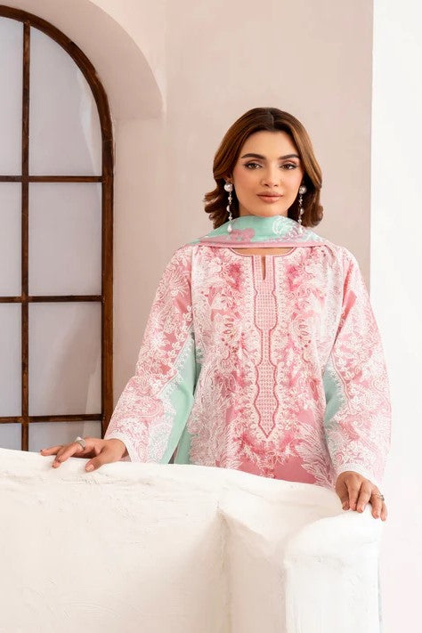 Limelight Embroidered Lawn 3 Piece Suit LIM373