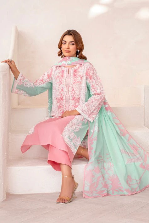 Limelight Embroidered Lawn 3 Piece Suit LIM373