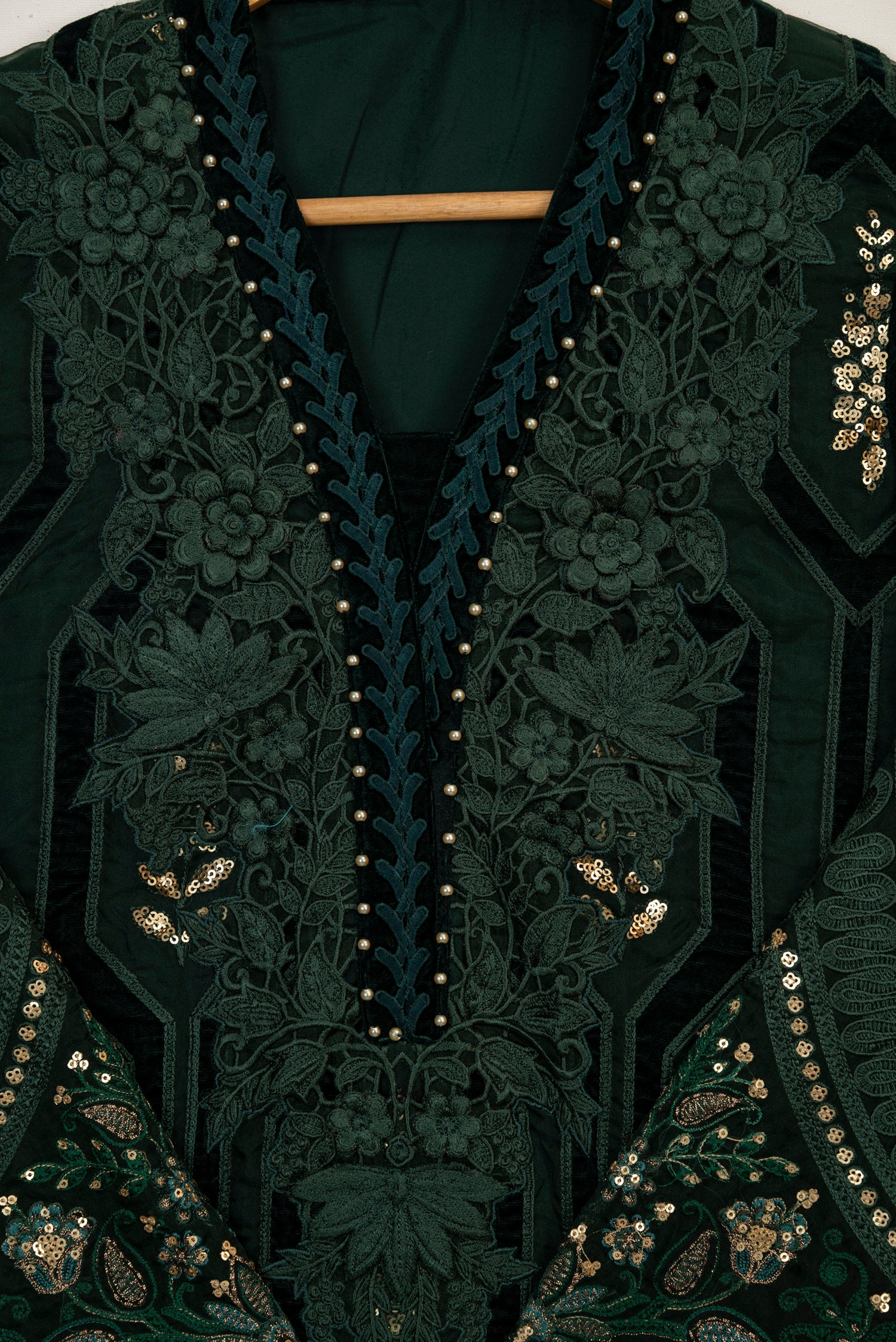 Maria B Luxury Velvet 3 Piece Suit MAR183