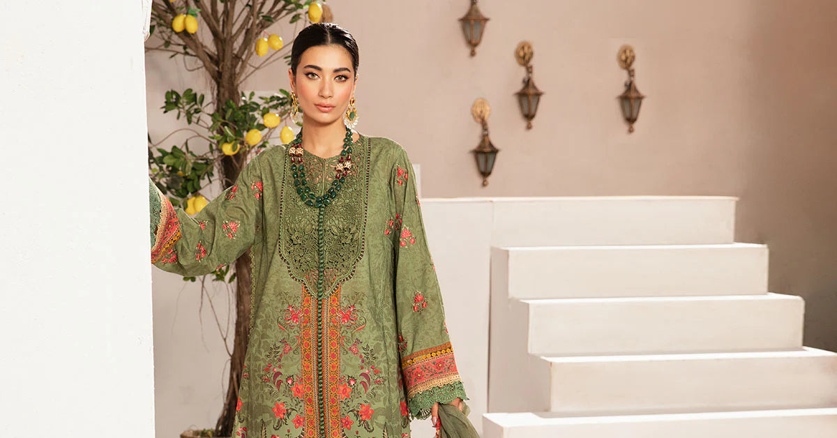 Maria B M Prints Embroidered Lawn 3 Piece Suit MAR170