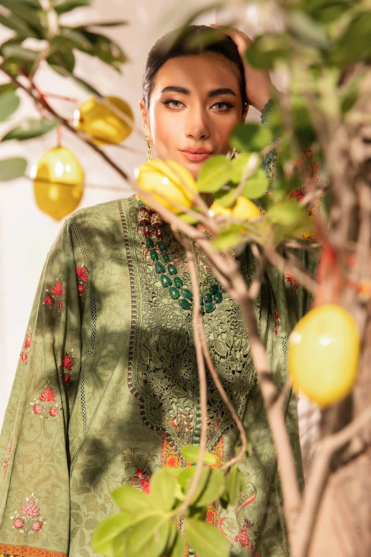 Maria B M Prints Embroidered Lawn 3 Piece Suit MAR170