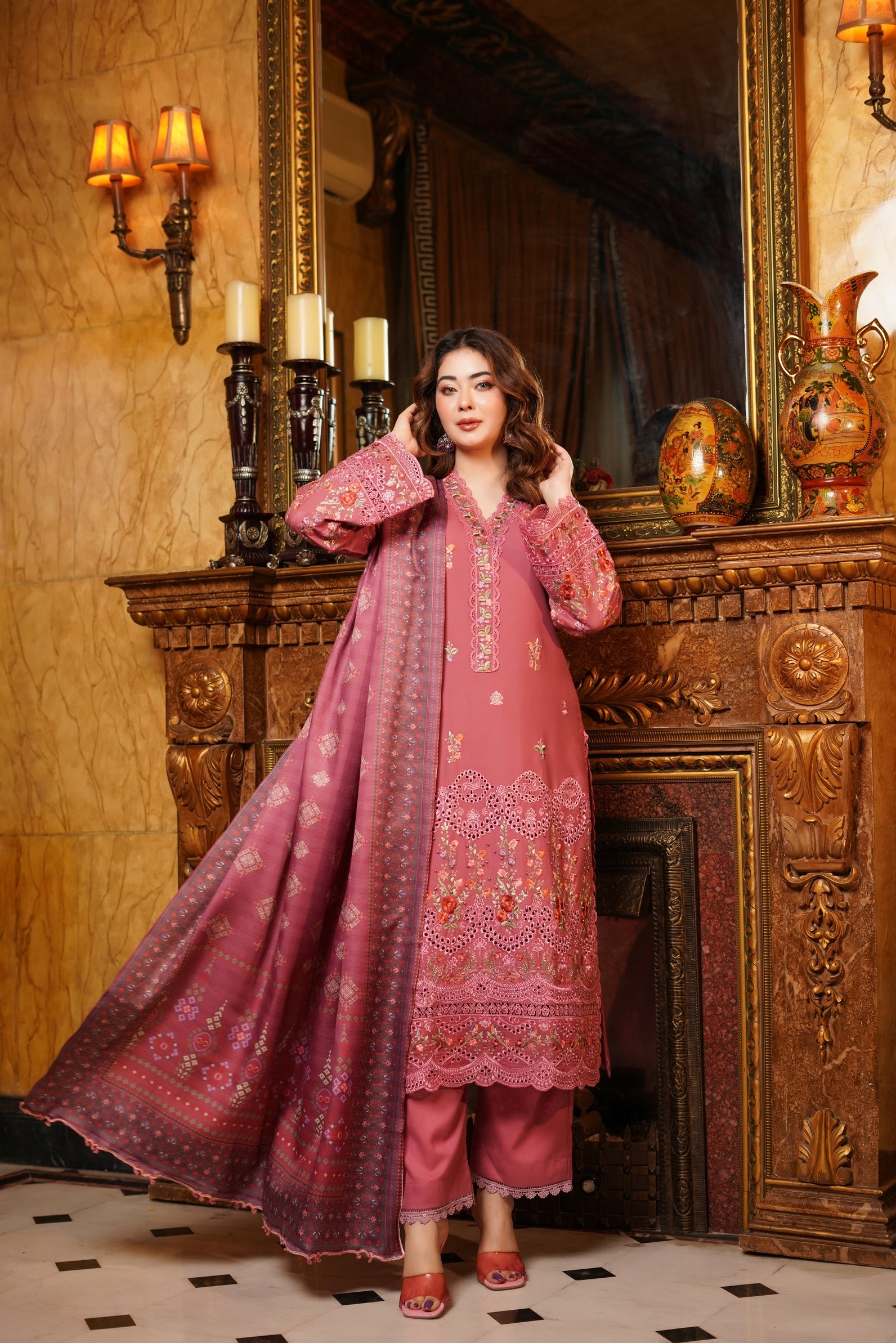 Munira Festive Dhanak 3 Piece Suit MUN678