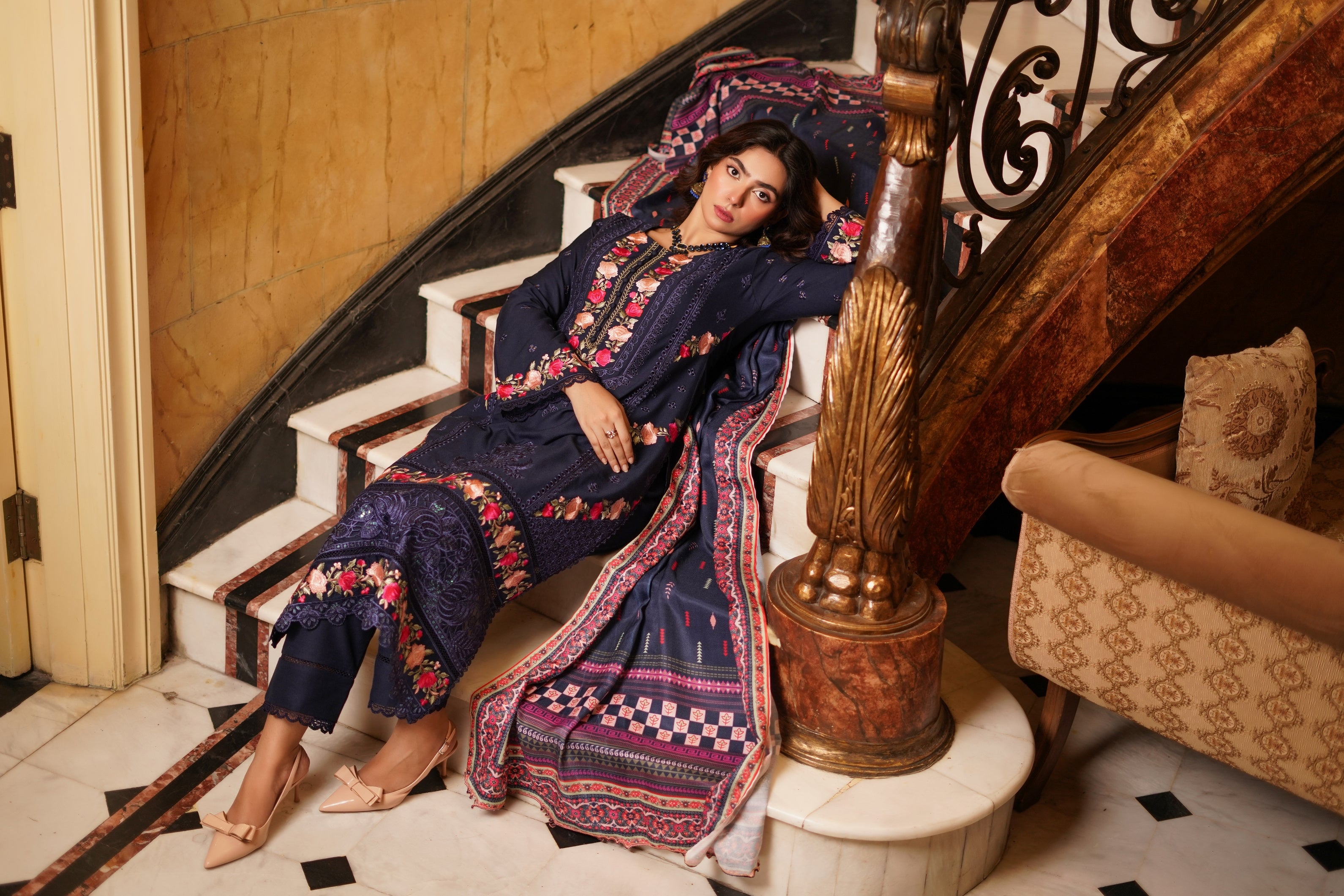Munira Festive Dhanak 3 Piece Suit MUN675