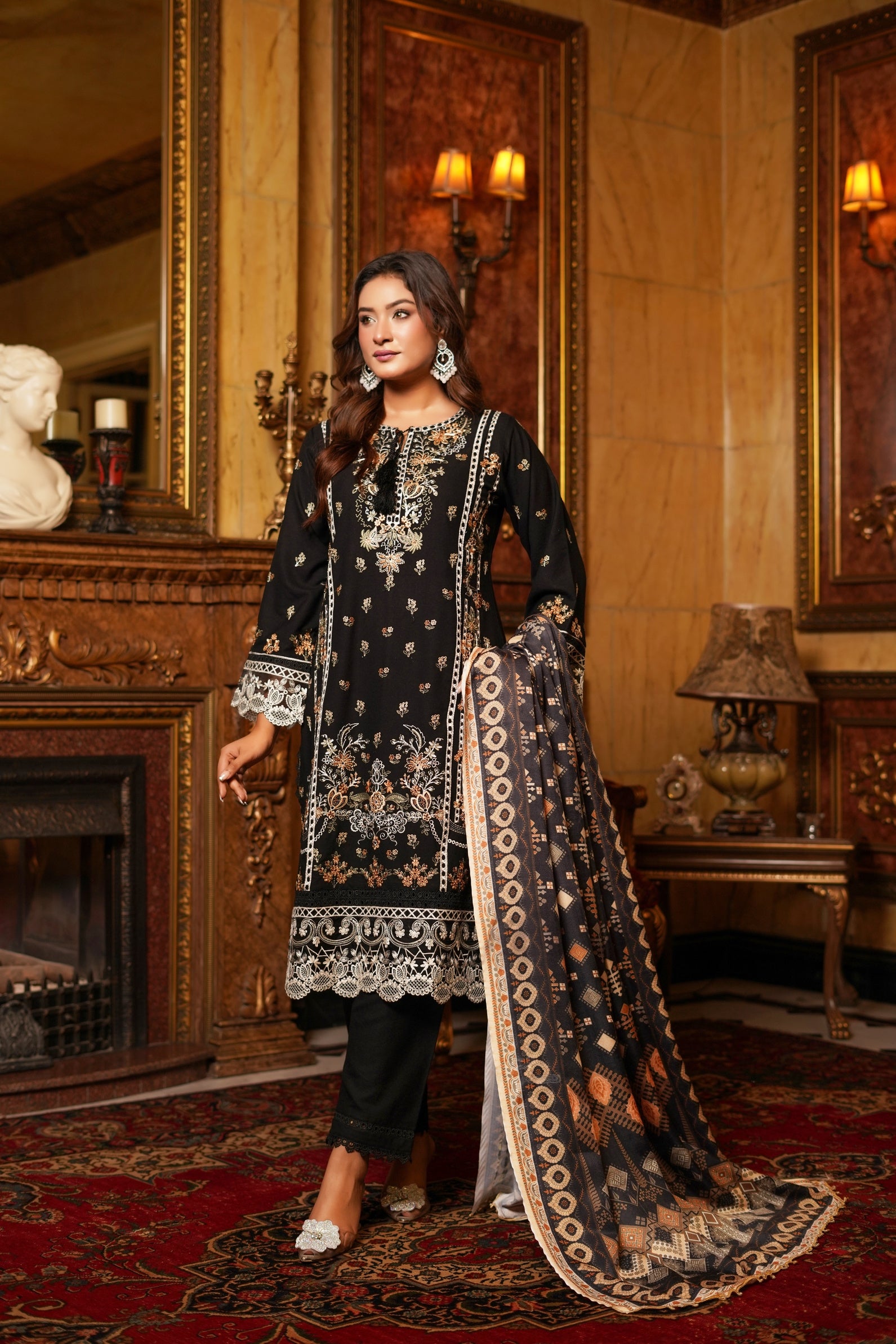 Munira Festive Dhanak 3 Piece Suit MUN676
