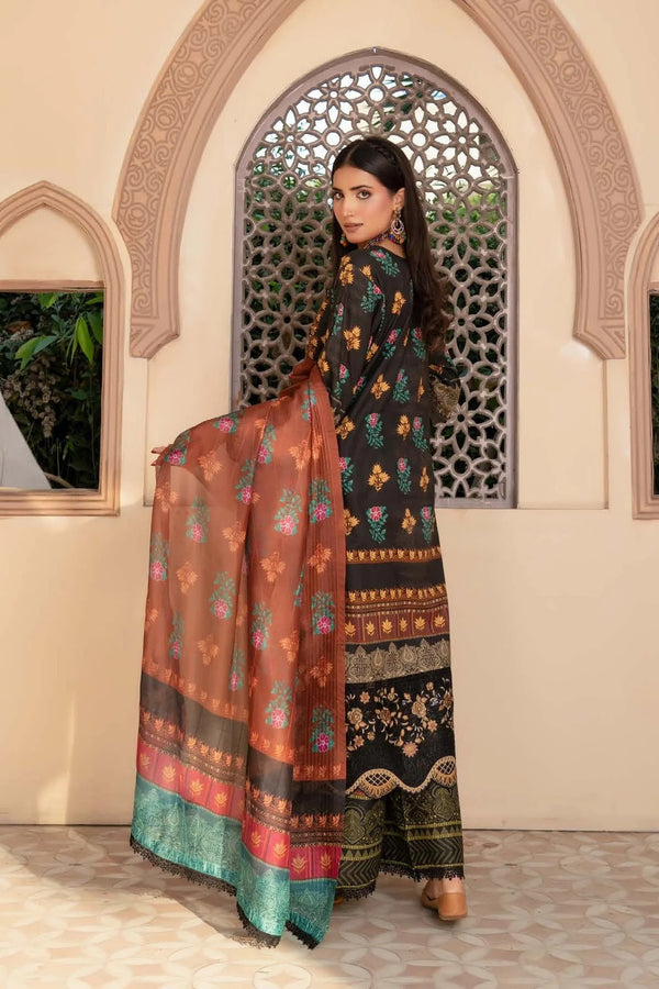 Munira Embroidered Lawn 3 Piece Suit MUN758