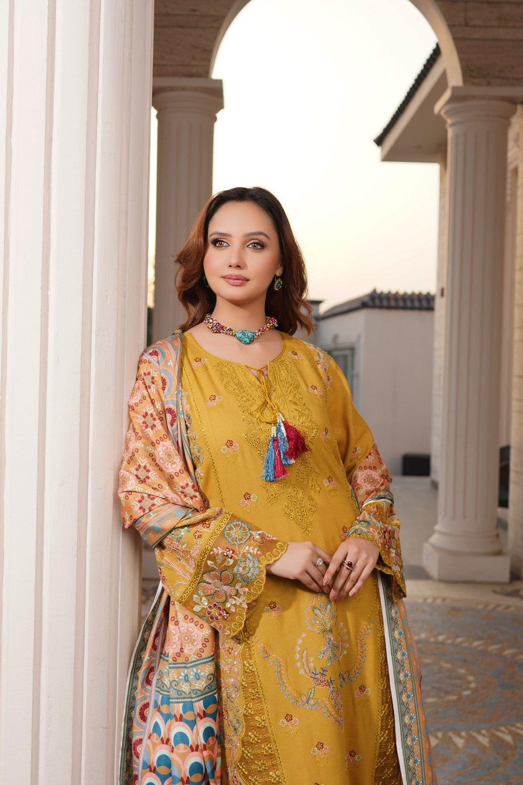 Munira Festive Dhanak 3 Piece Suit MUN707