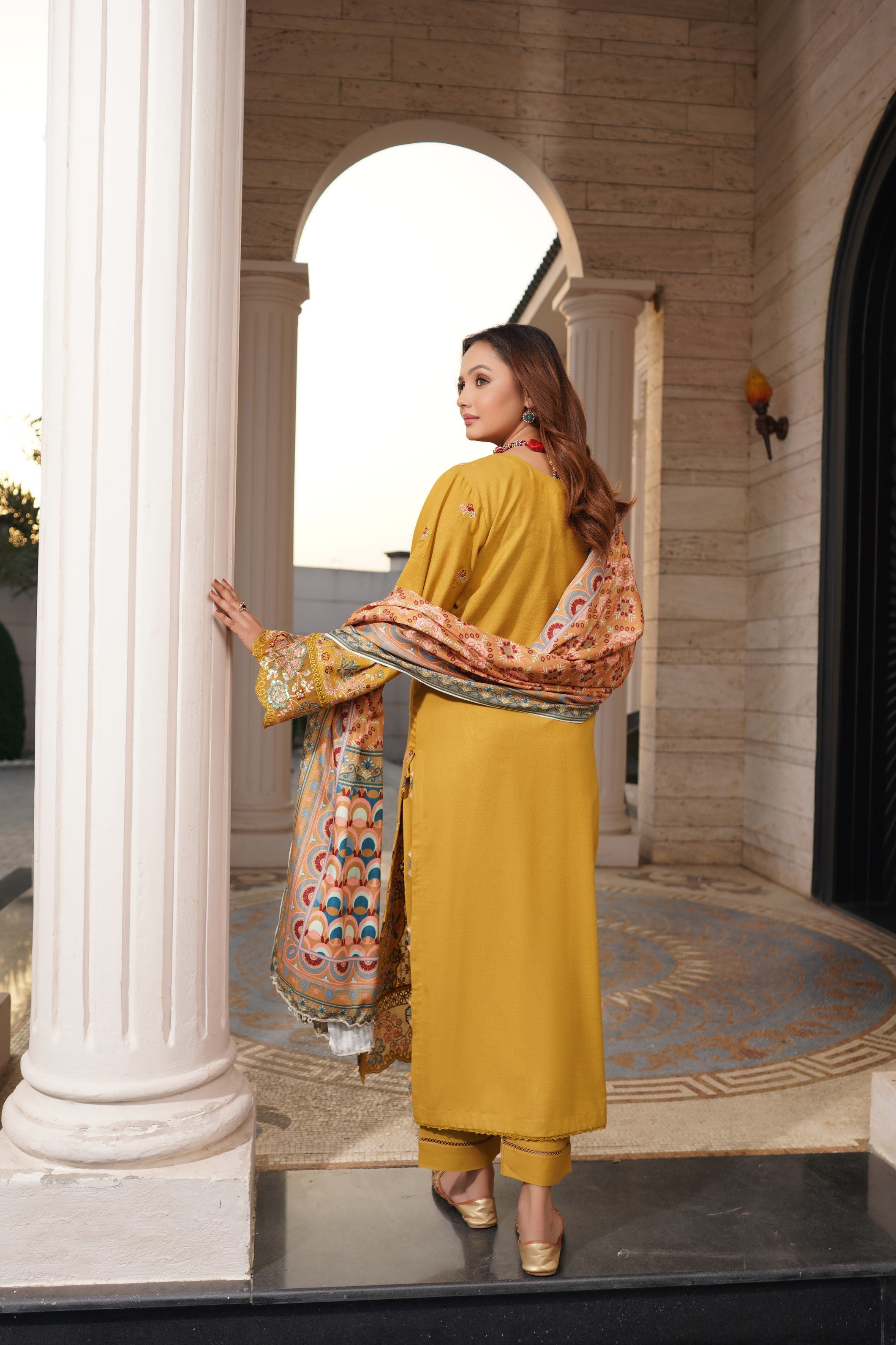 Munira Festive Dhanak 3 Piece Suit MUN707