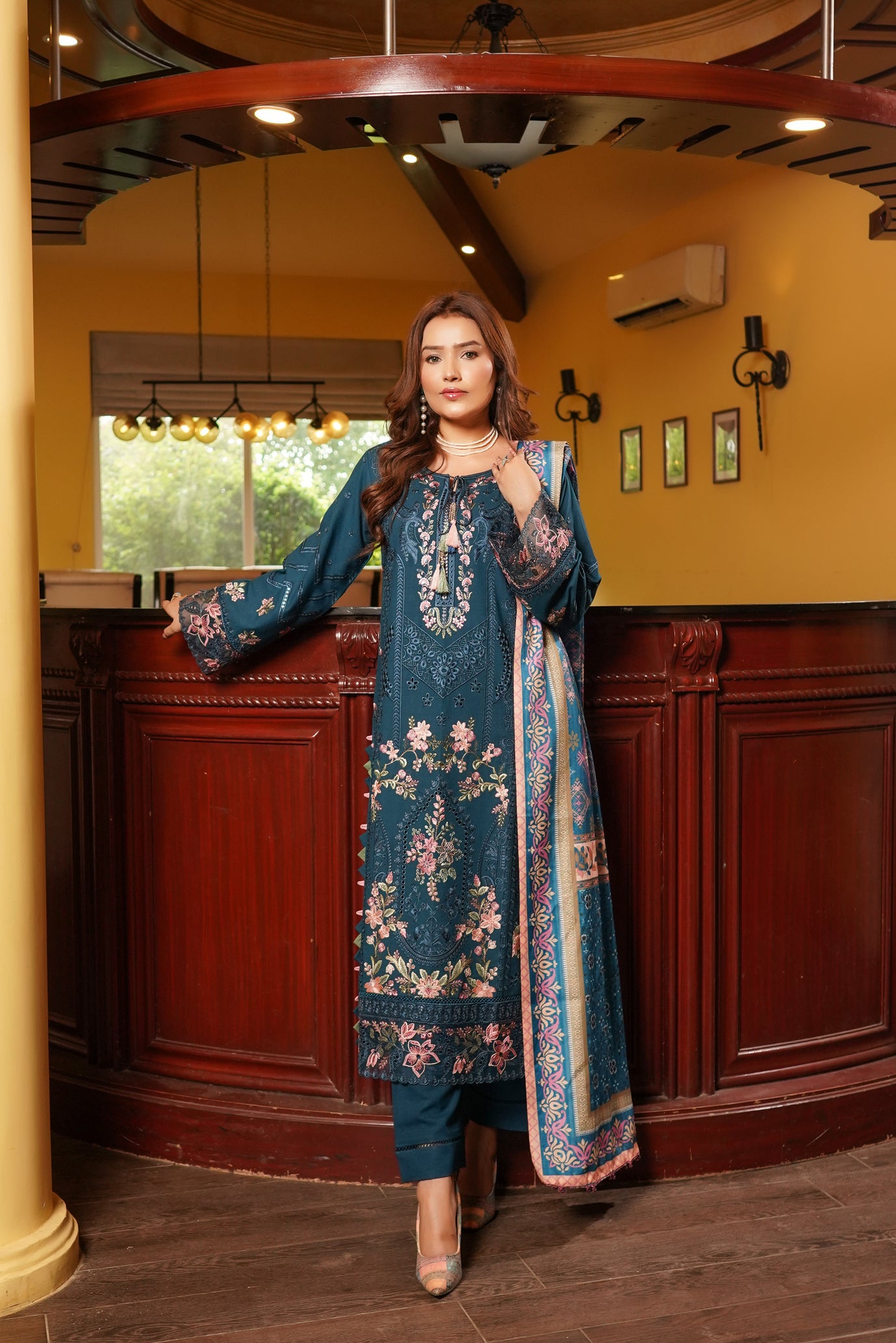 Munira Festive Dhanak 3 Piece Suit MUN697