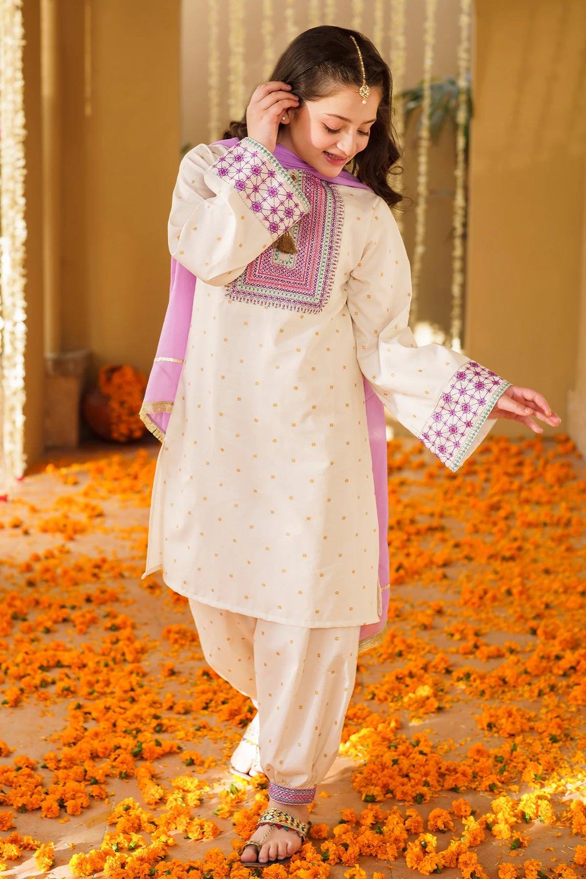 Ziva Embroidered Lawn Girls 3 Piece Suit ZIV08