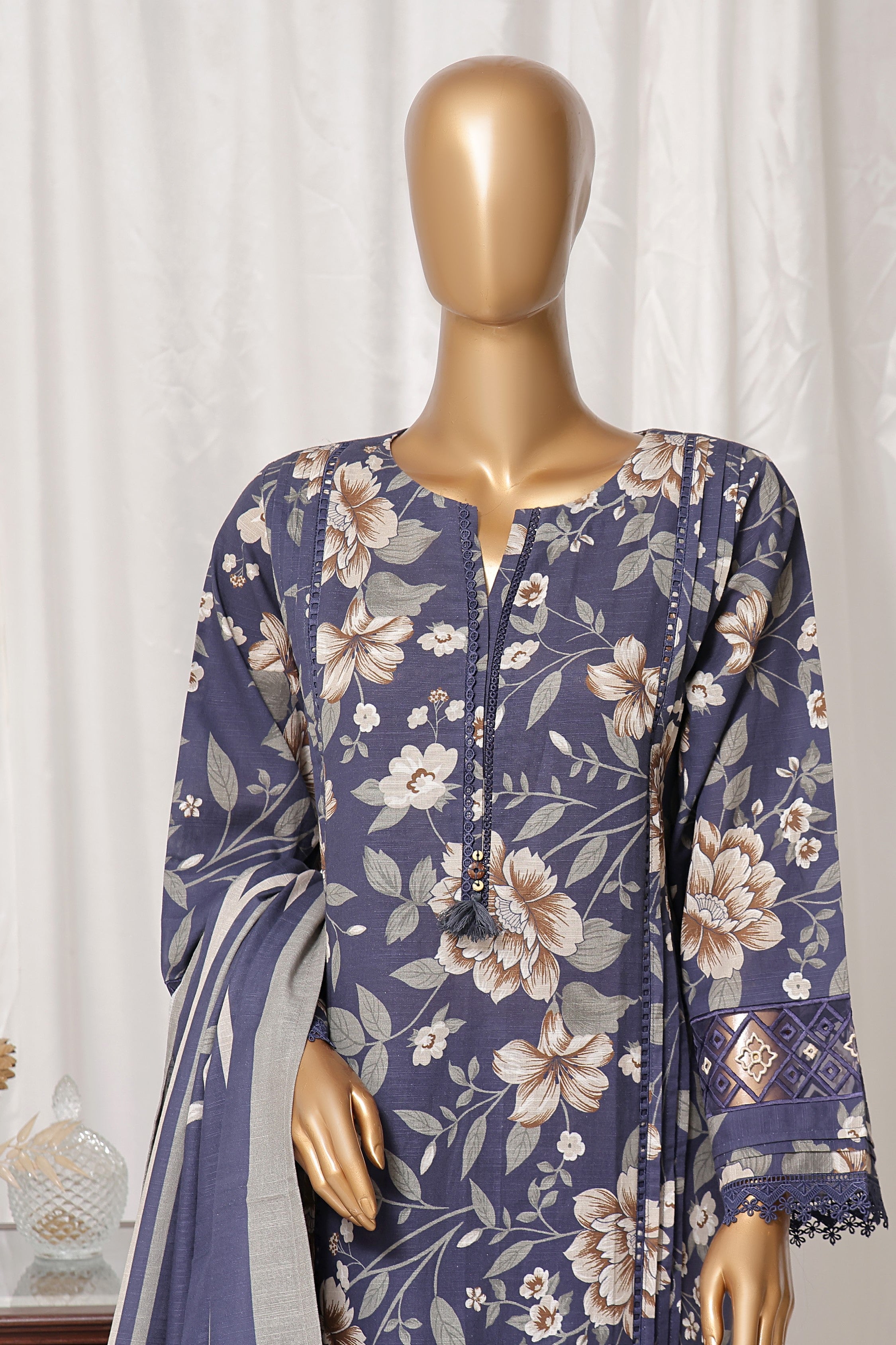 Sada Bahar Embroidered Khaddar 3 Piece Suit SBA146