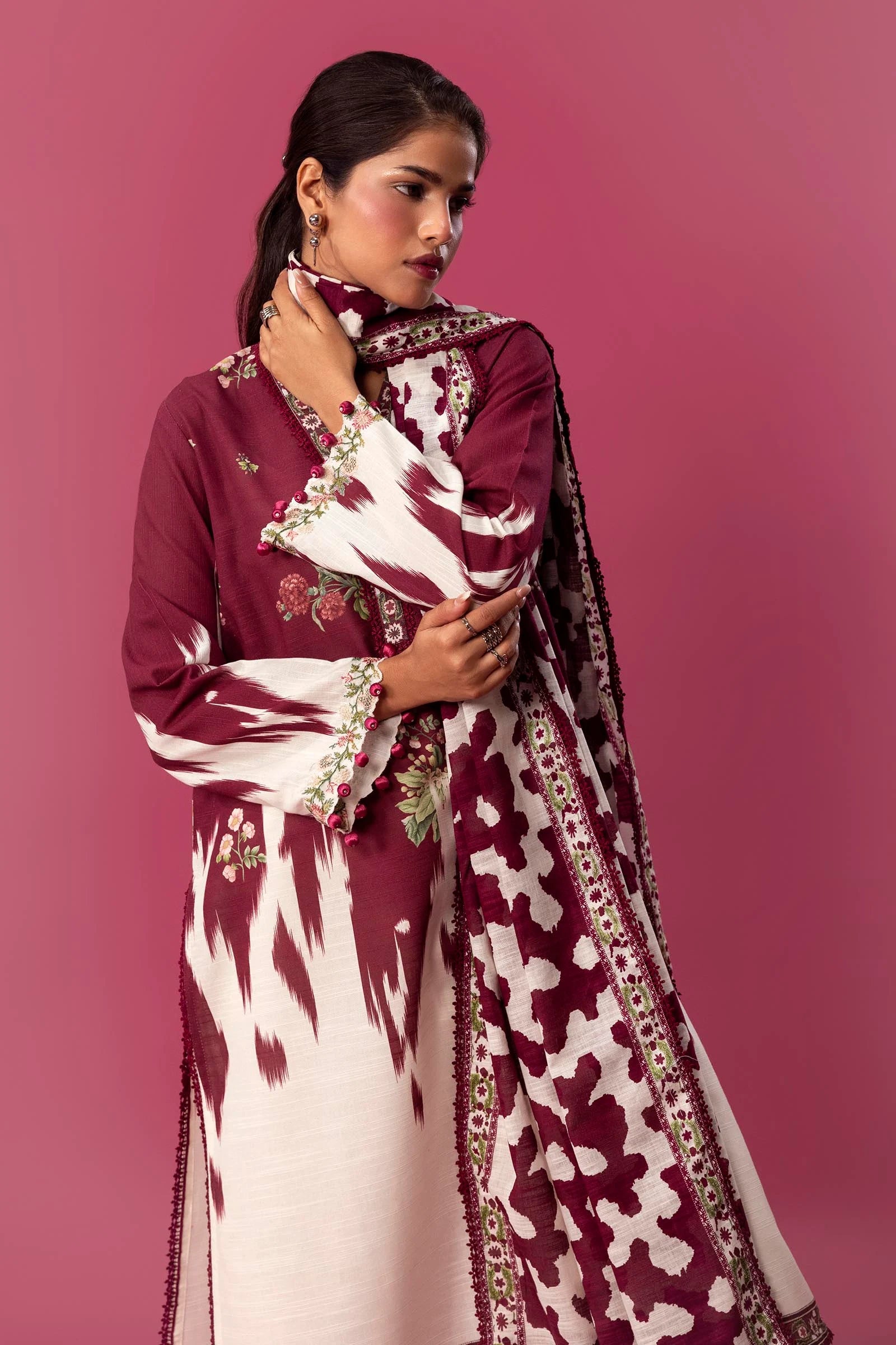 Sana Safinaz Mahay 21A Khaddar 3 Piece Suit SAN318