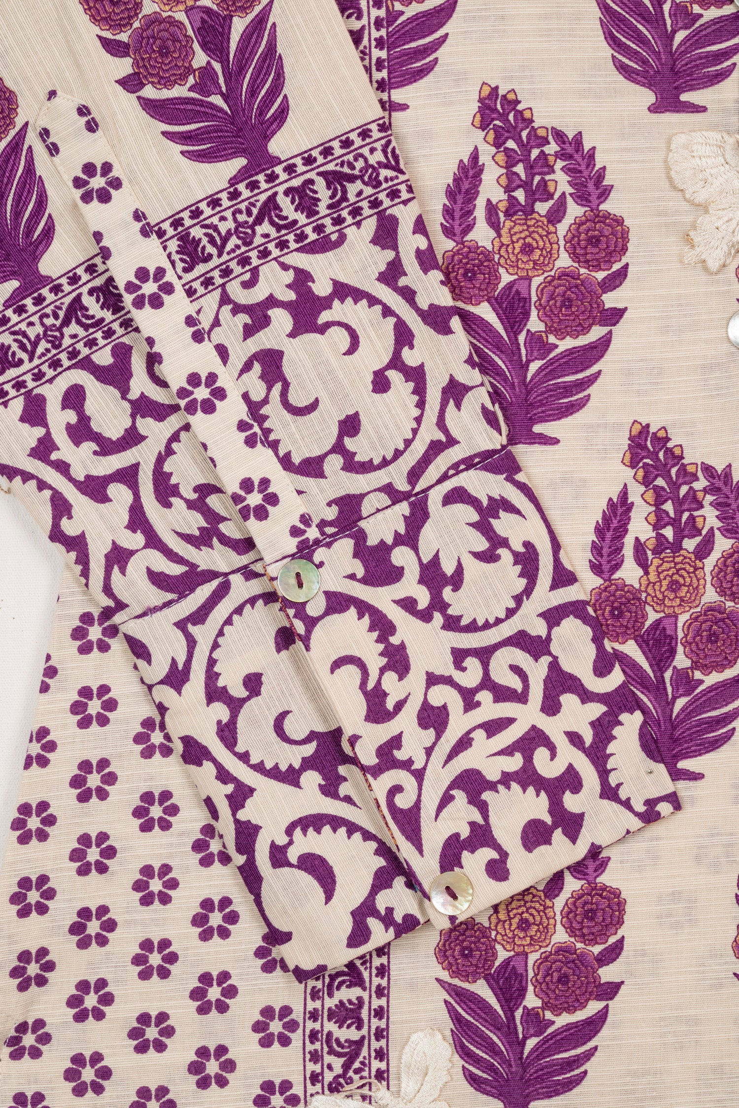 Sana Safinaz Mahay 9A Khaddar 3 Piece Shalwar Kameez SAN305