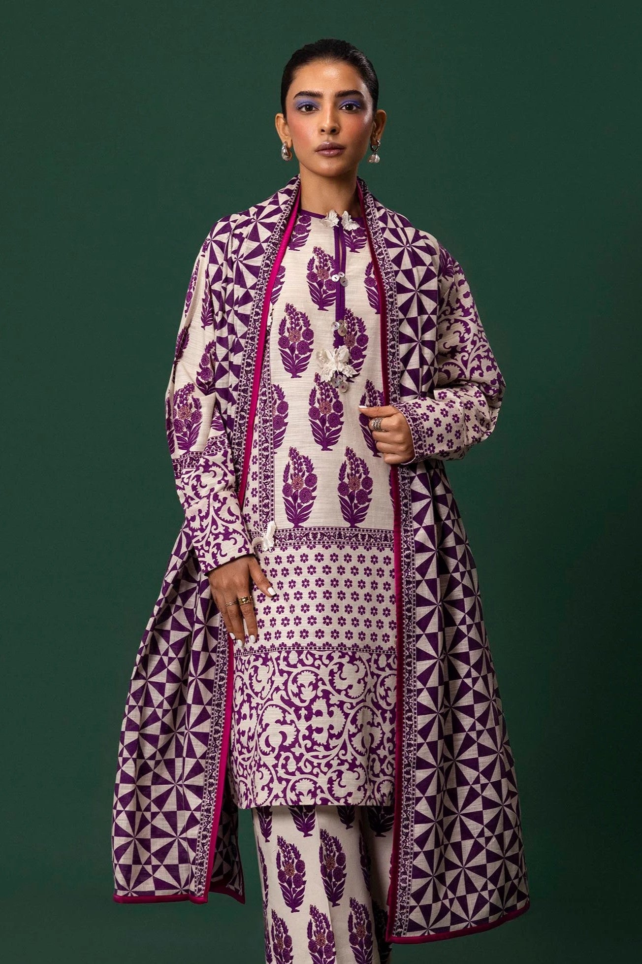 Sana Safinaz Mahay 9A Khaddar 3 Piece Shalwar Kameez SAN305