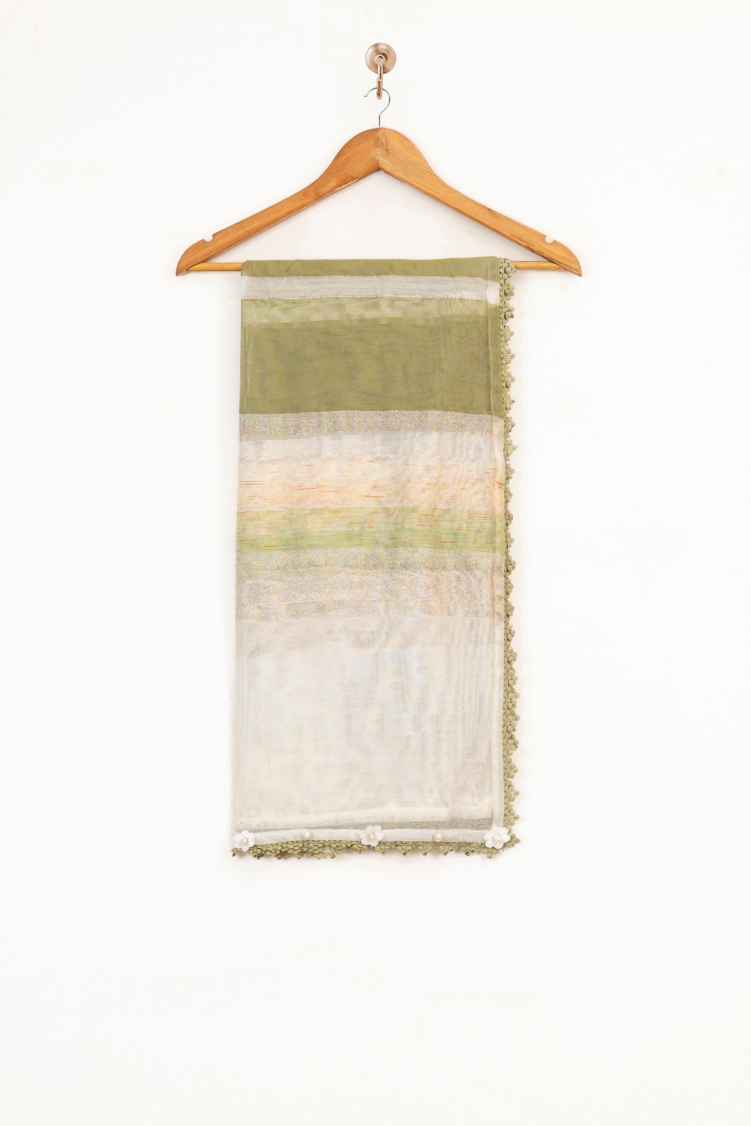 Sana Safinaz Muzlin 15A Embroidered Lawn 3 Piece Suit SAN342