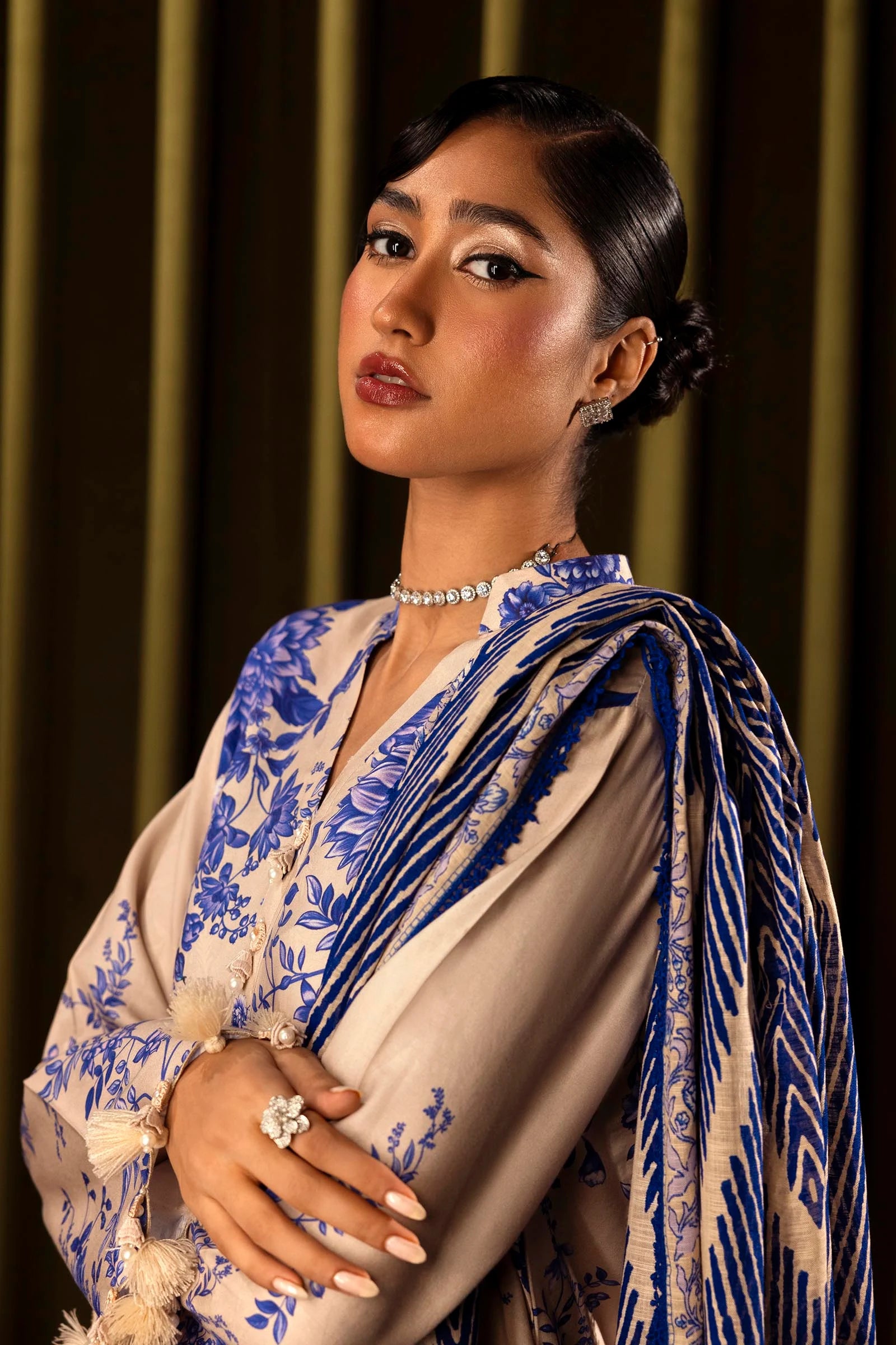 Sana Safinaz Muzlin 18A Linen 3 Piece Suit SAN331
