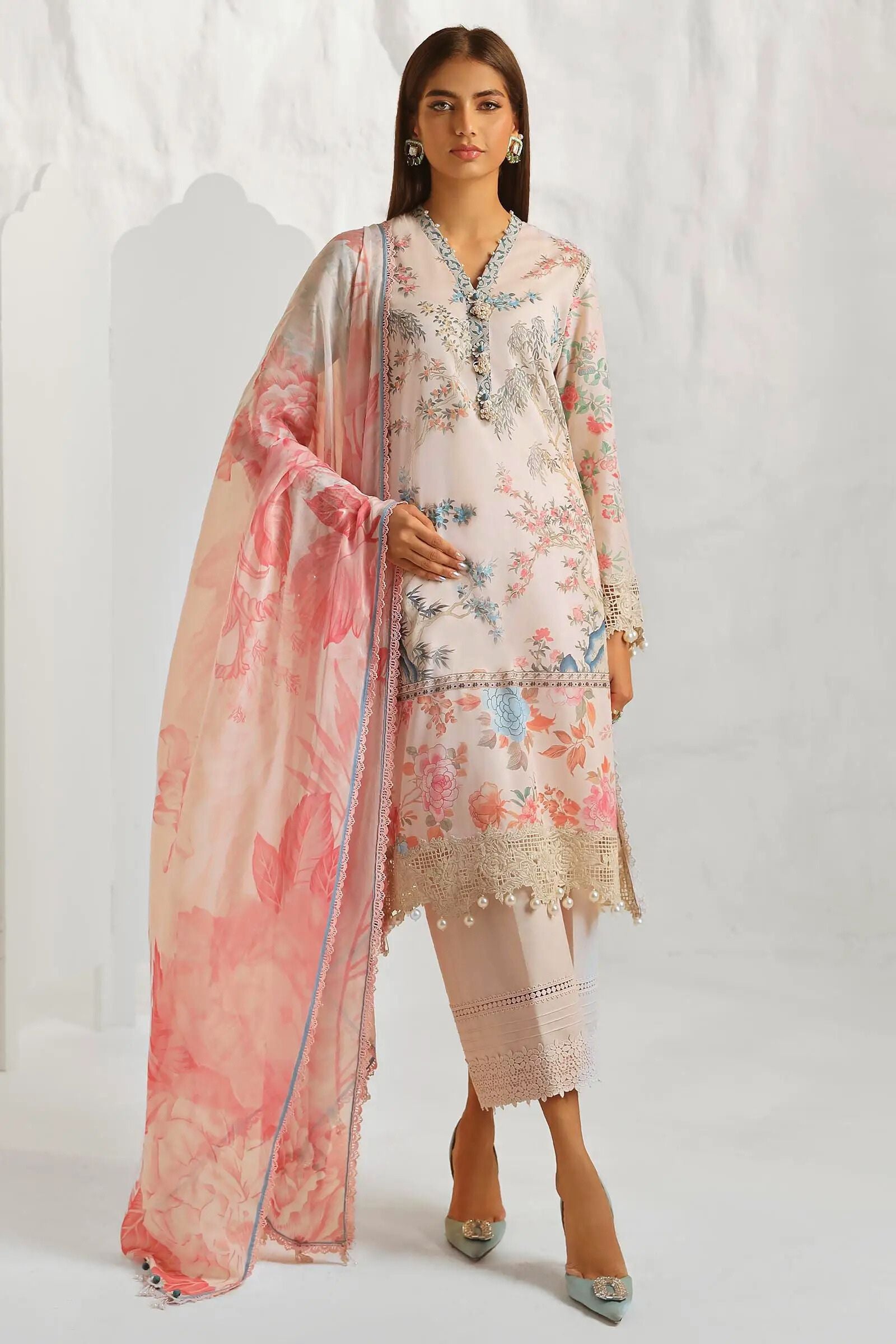 Sana Safinaz Muzlin 1A Embroidered Lawn 3 Piece Suit SAN336