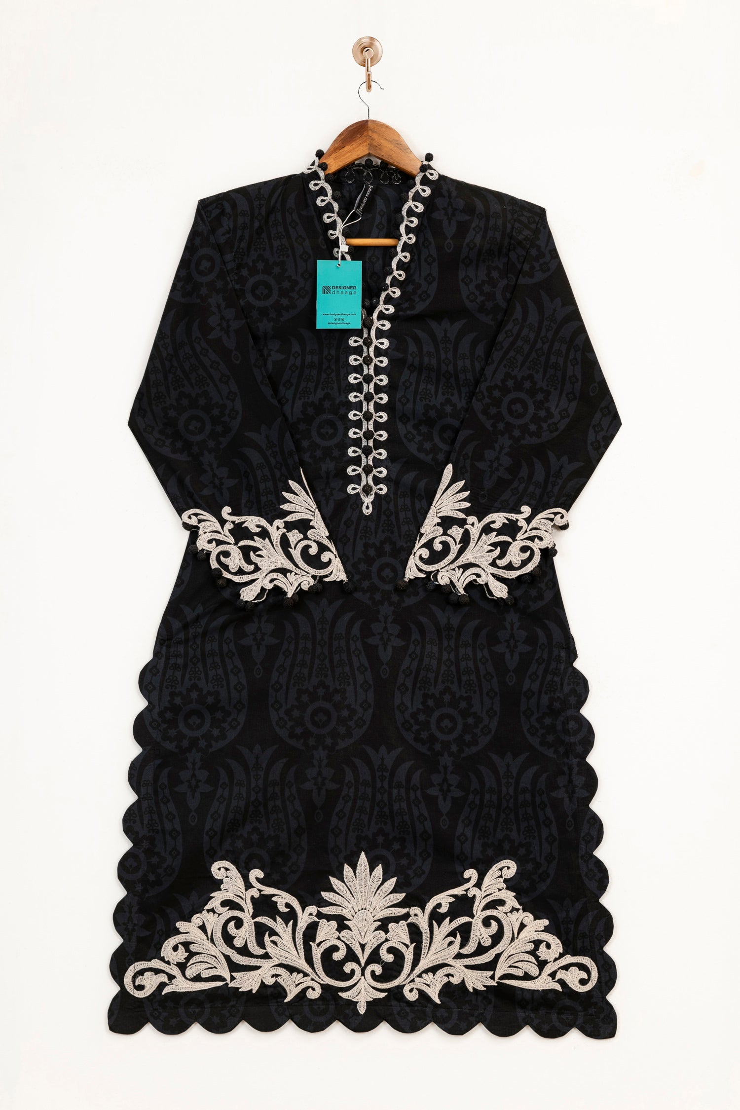 Sana Safinaz Muzlin 3A Embroidered Lawn 3 Piece Suit SAN337