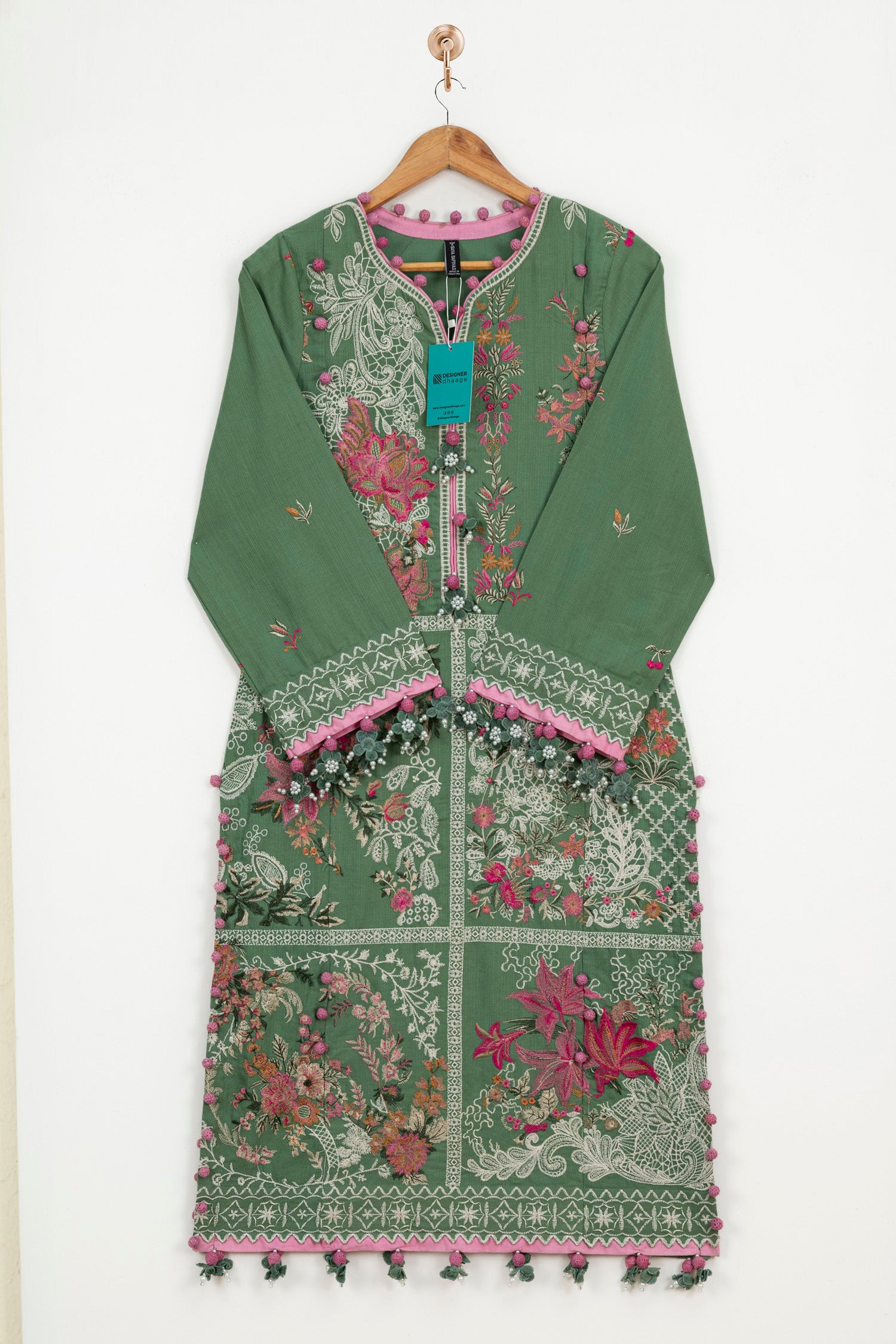 Sana Safinaz Muzlin 2B Embroidered Khaddar 3 Piece Suit SAN323