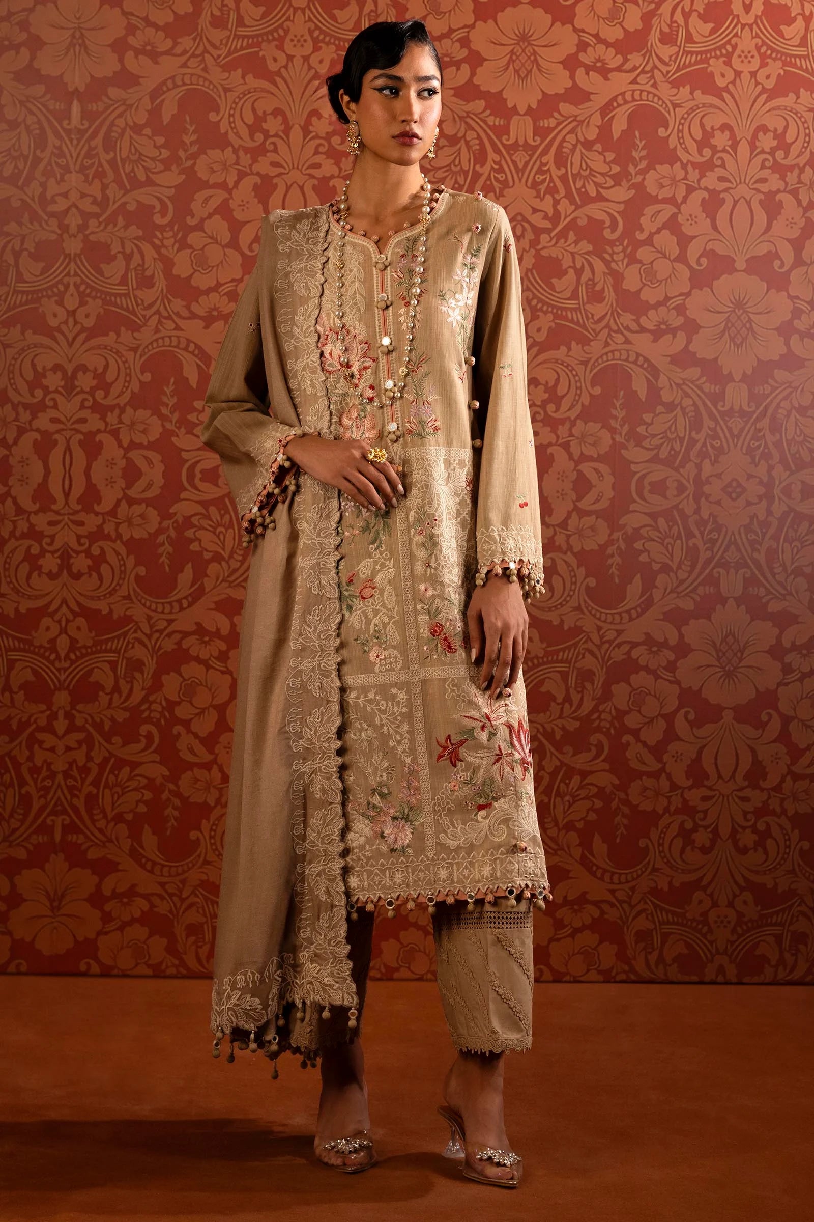 Sana Safinaz Muzlin 3A Embroidered Khaddar 3 Piece Suit SAN322
