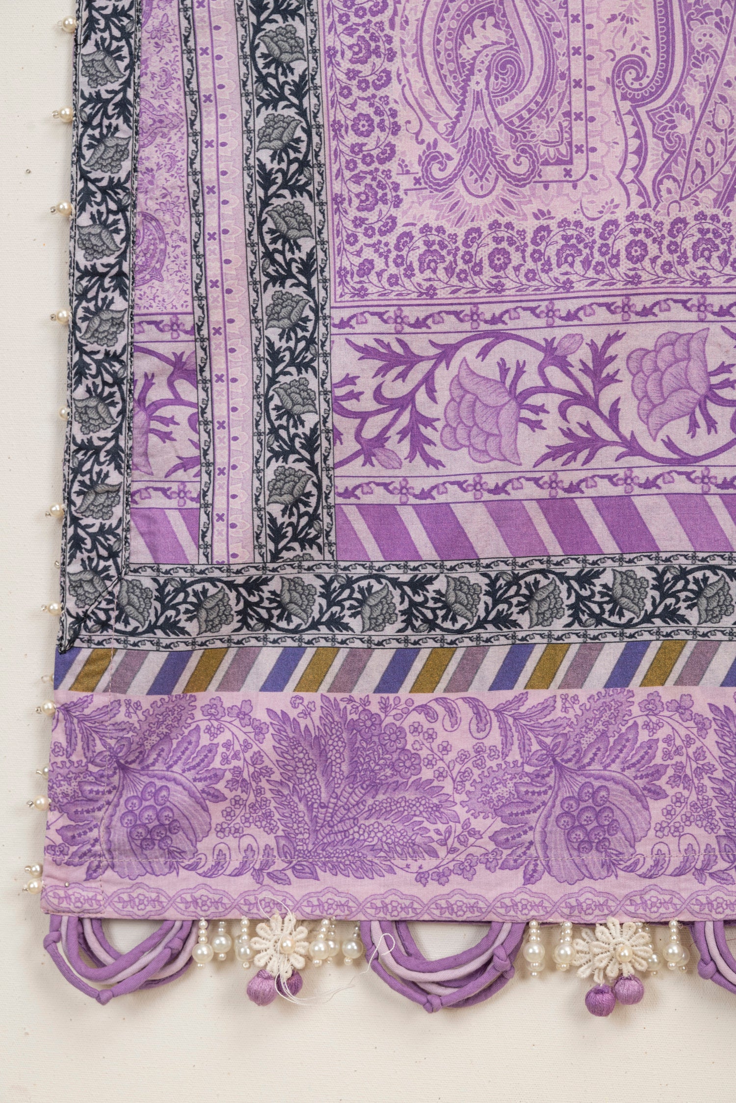 Sana Safinaz Muzlin 6B Embroidered Lawn 3 Piece Suit SAN339