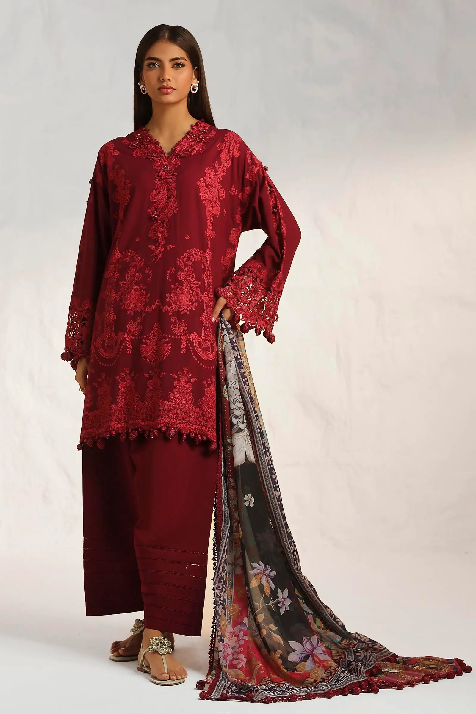 Sana Safinaz Muzlin 8B Embroidered Lawn 3 Piece Suit SAN340