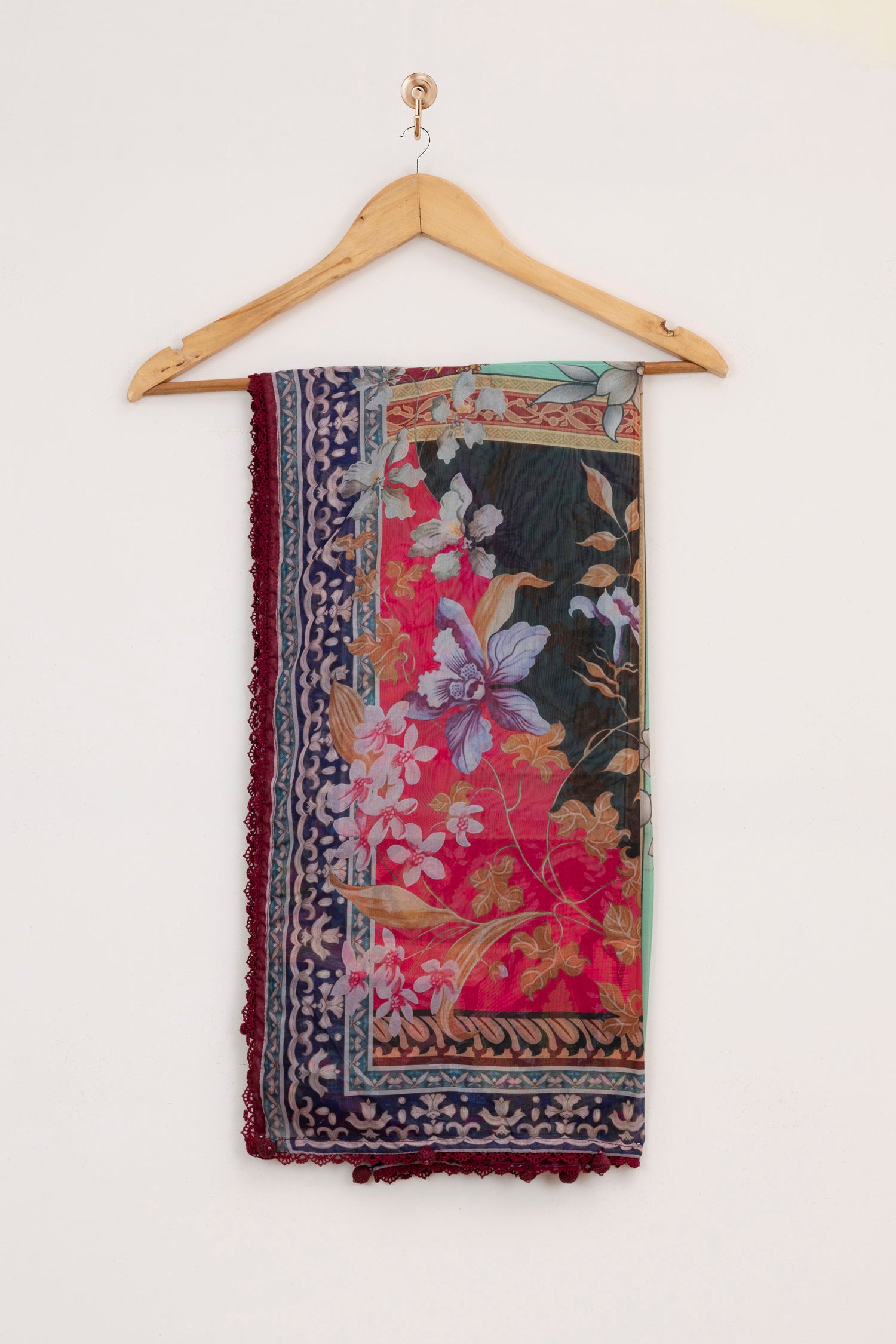 Sana Safinaz Muzlin 8B Embroidered Lawn 3 Piece Suit SAN340