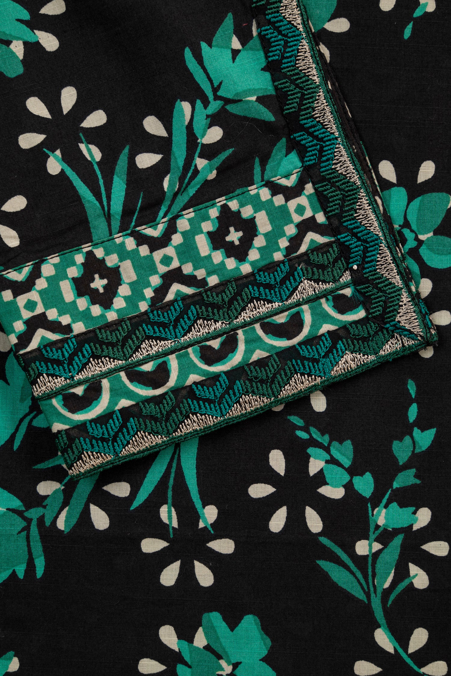 Sapphire Lawn 3 Piece Dress SAP206