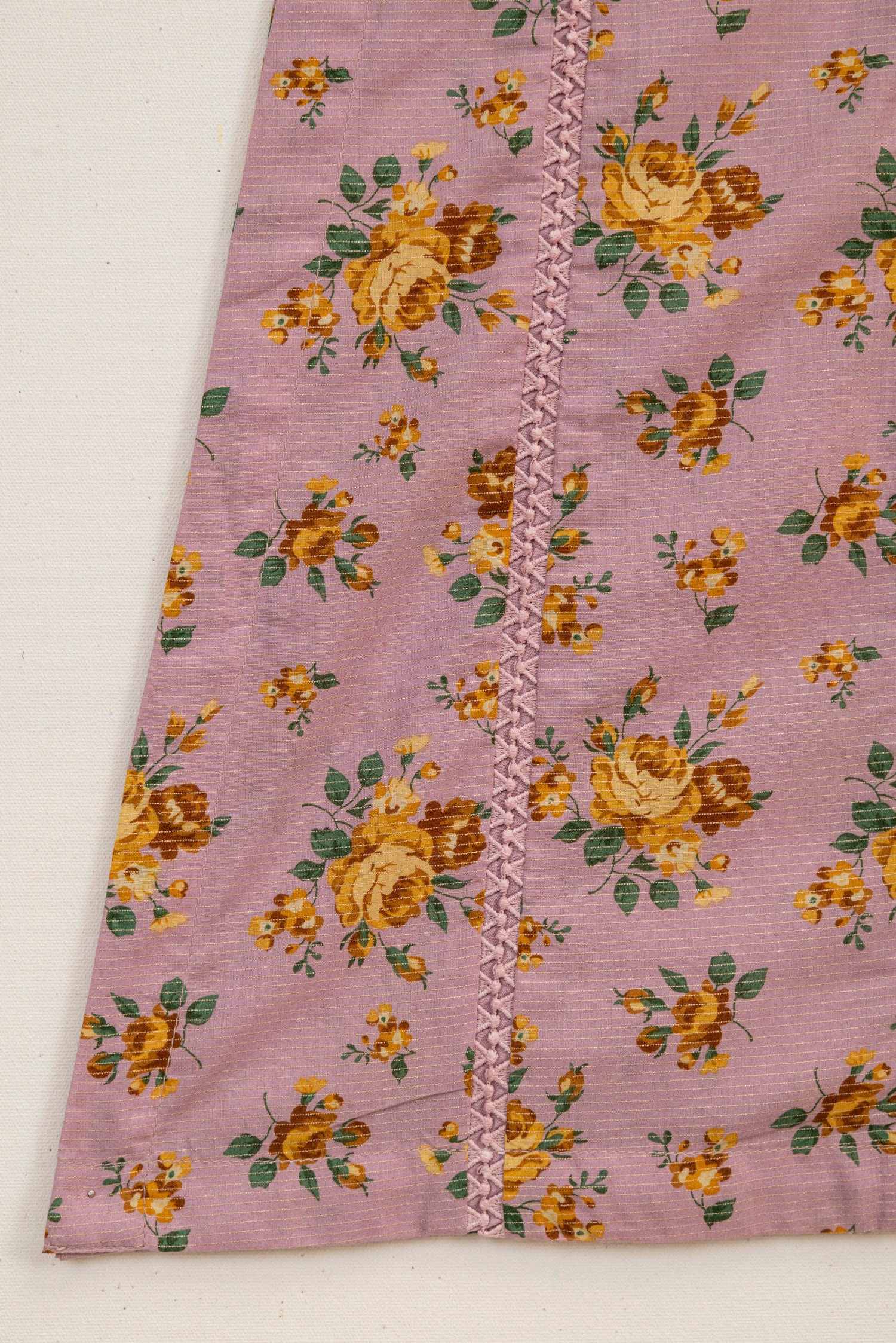 Sapphire Zari Lawn 3 Piece Suit SAP204