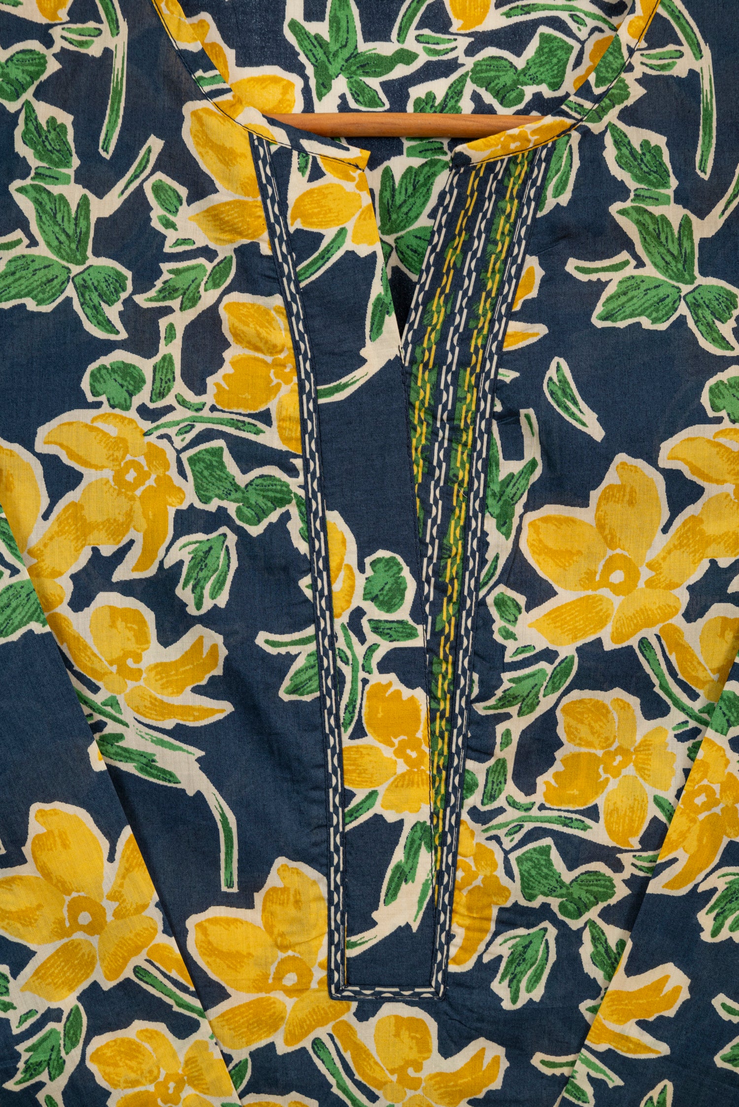 Sapphire Lawn 3 Piece Suit SAP198