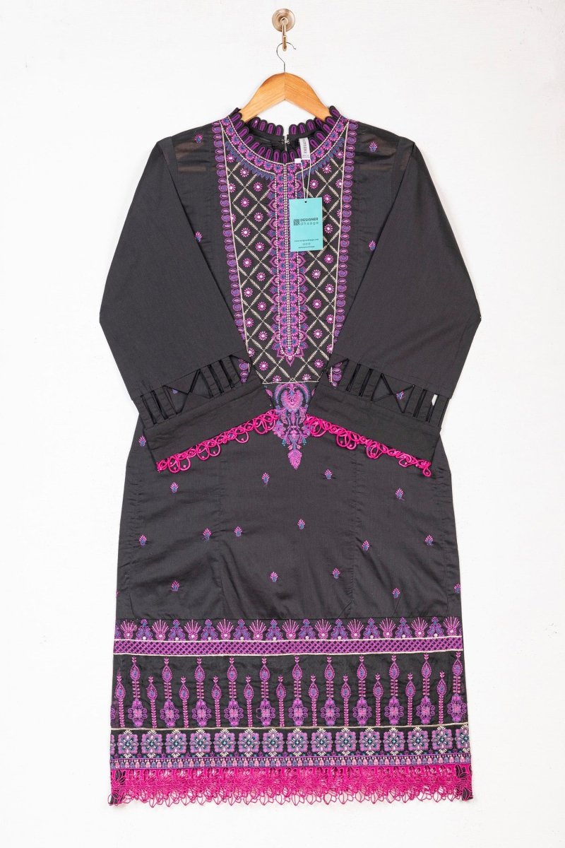 Sapphire Embroidered Lawn 3 Piece Suit SAP145 - Designer dhaage