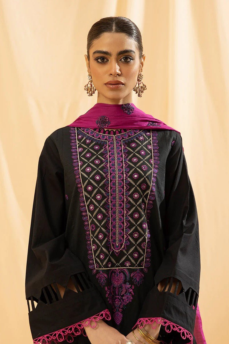 Sapphire Embroidered Lawn 3 Piece Suit SAP145 - Designer dhaage