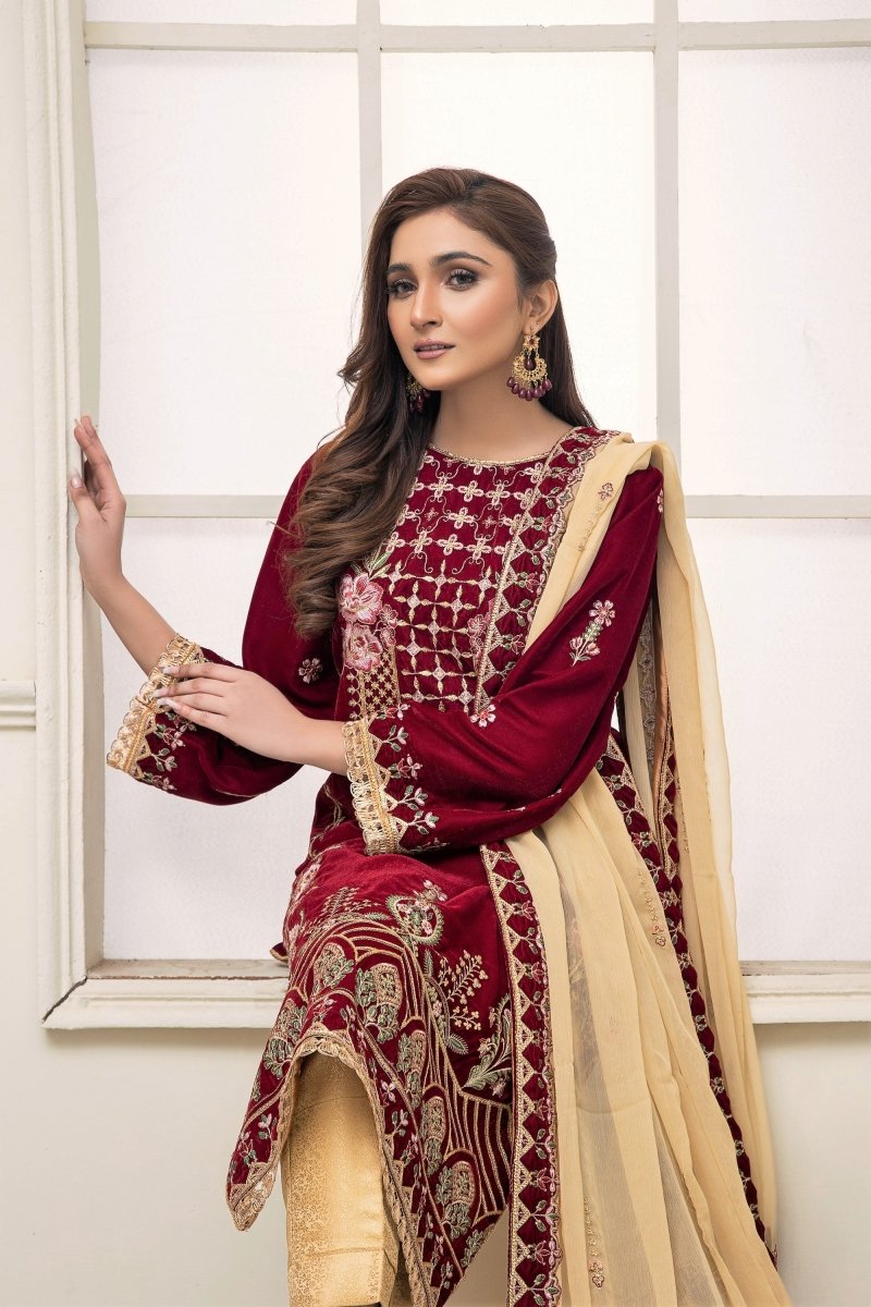 Mihrimah Embroidered Velvet 3 Piece Suit MIH40-Designer dhaage