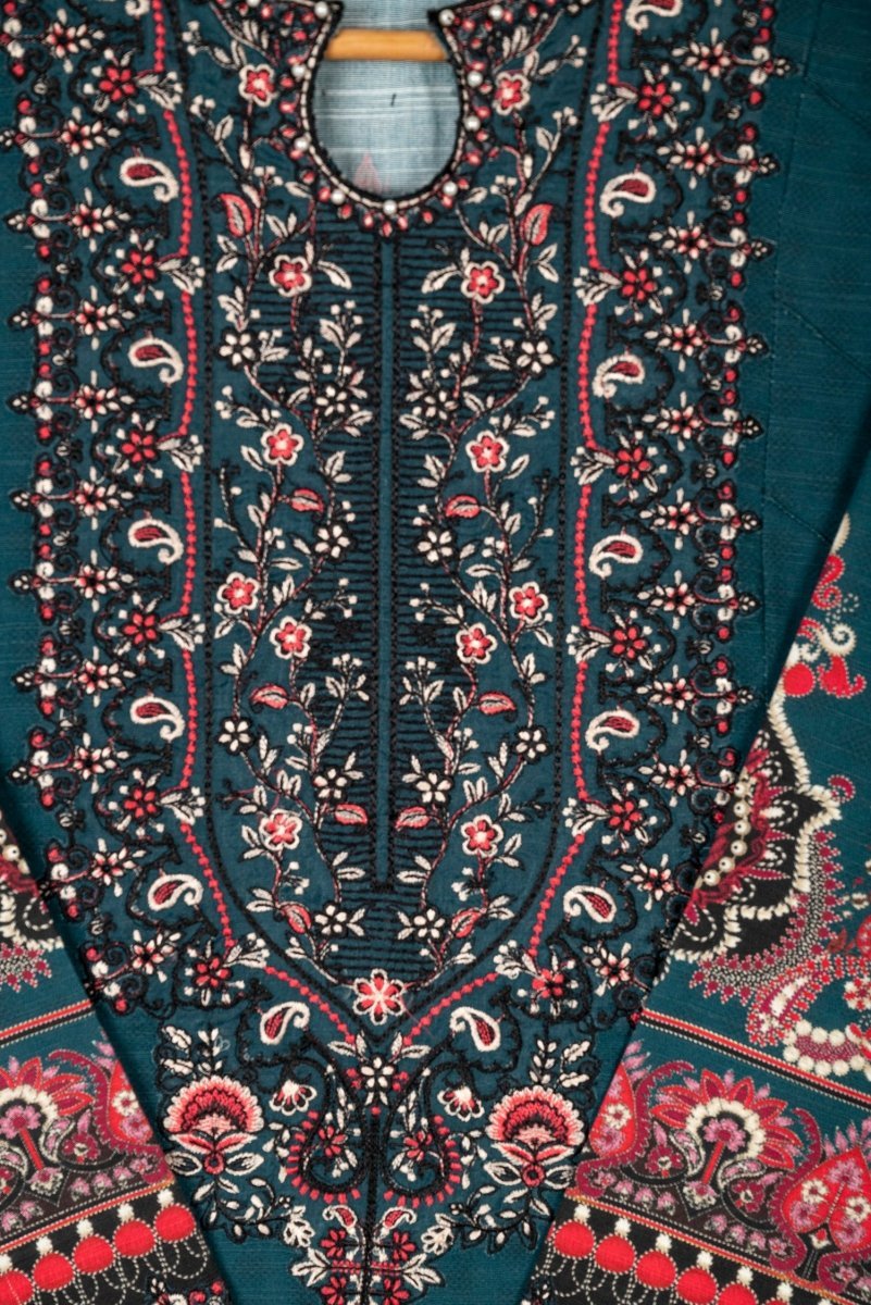 Sapphire Embroidered Khaddar 3 Piece Suit SAP109 - Designer dhaage