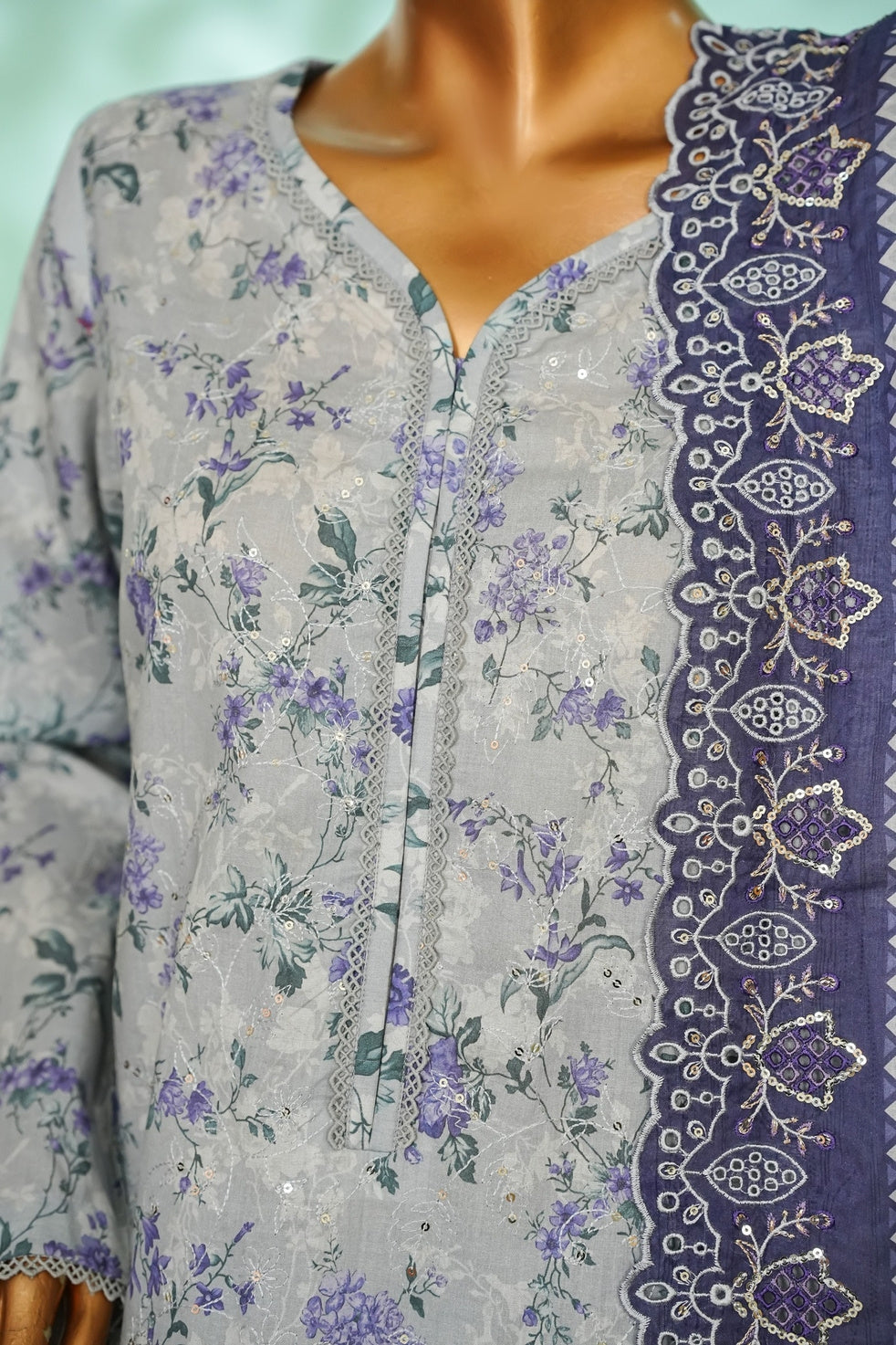Bin Saeed Chikankari Lawn 3 Piece Suit BIN227